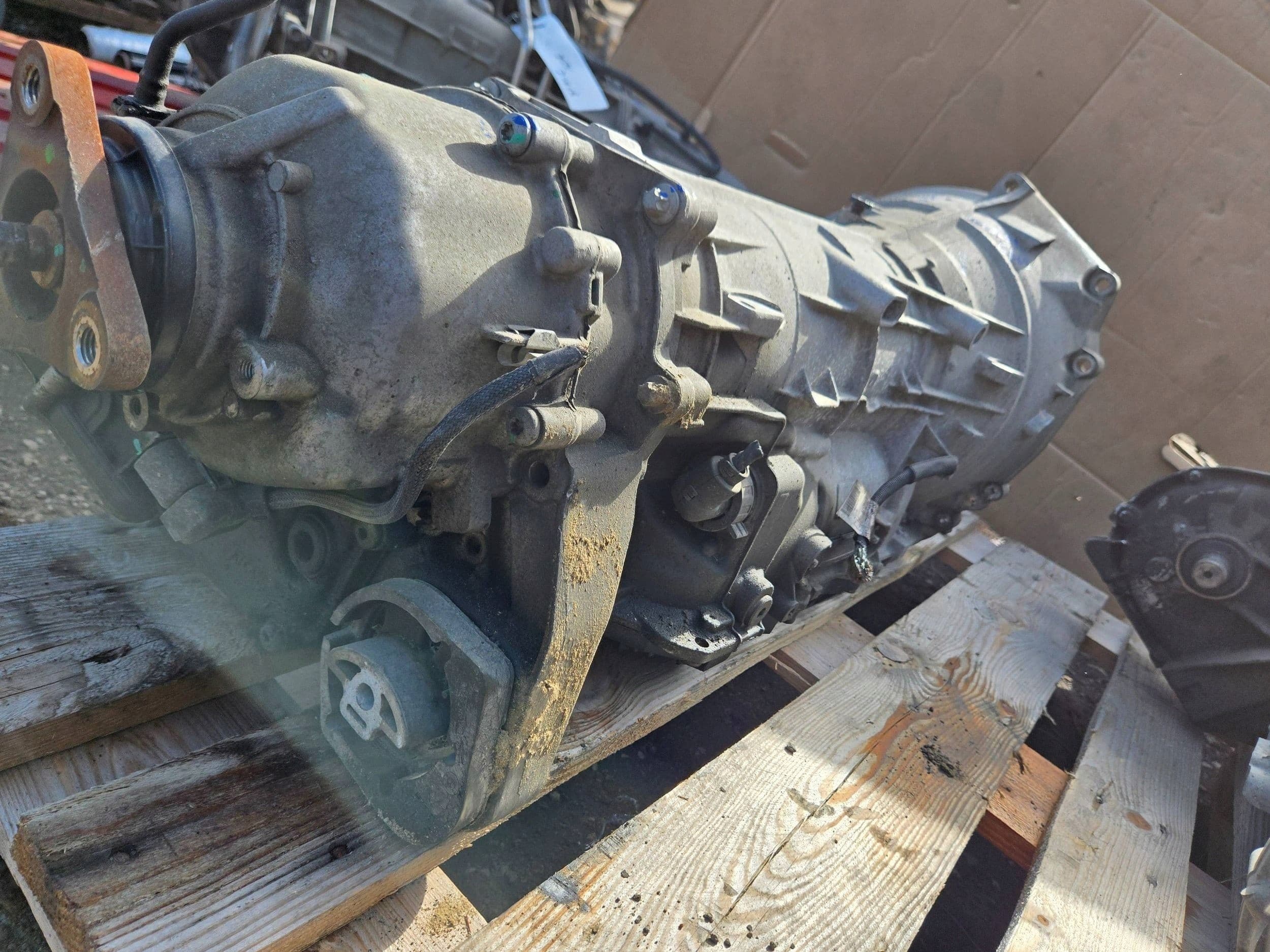 Caja de Cambios BMW 8HP-45X 7636216 No. Mag 611S usado 5
