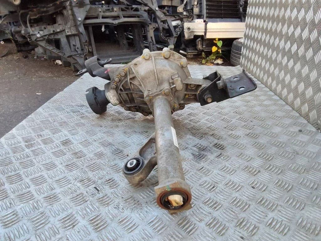 Reductor delantero Ford 355 2.0L diésel 2024 usado 2
