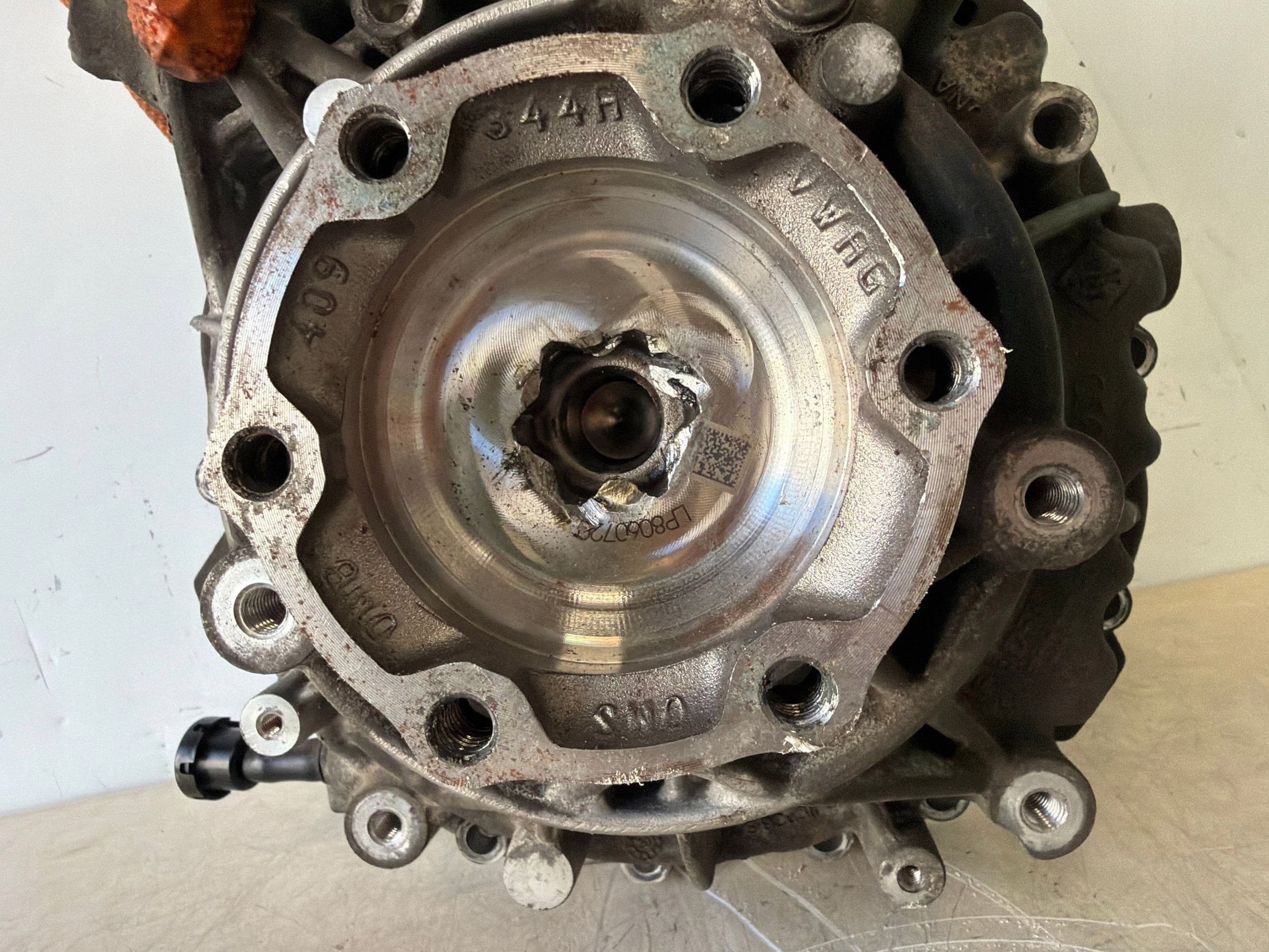 Diferencial trasero Audi e-tron 2023 0MB300040C usado 11