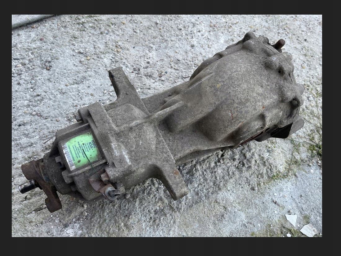 Diferencial Trasero Hyundai Santa Fe II 2.2 CRDI 47800-39300 usado 3