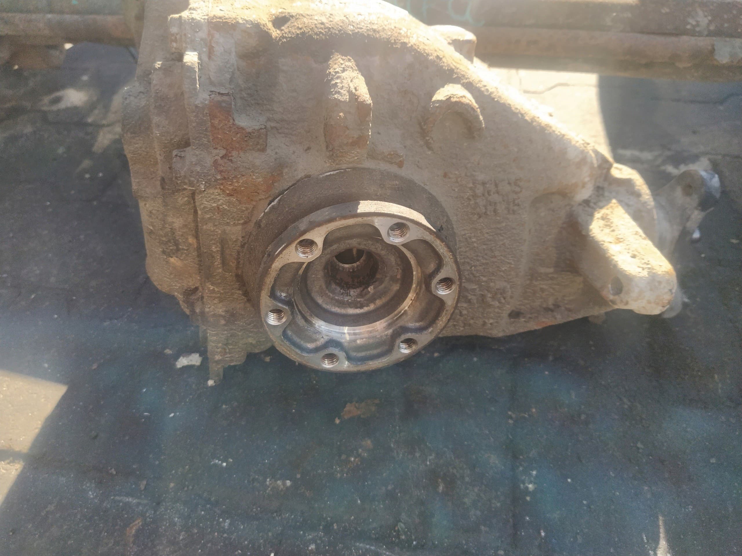 Puente diferencial BMW E87 2.0 D Dyfer 2.47 7524305 usado 4