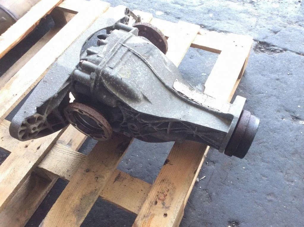 Reductor trasero Audi A5 (8T3) 3550188 3.0L diésel 2010 usado 2
