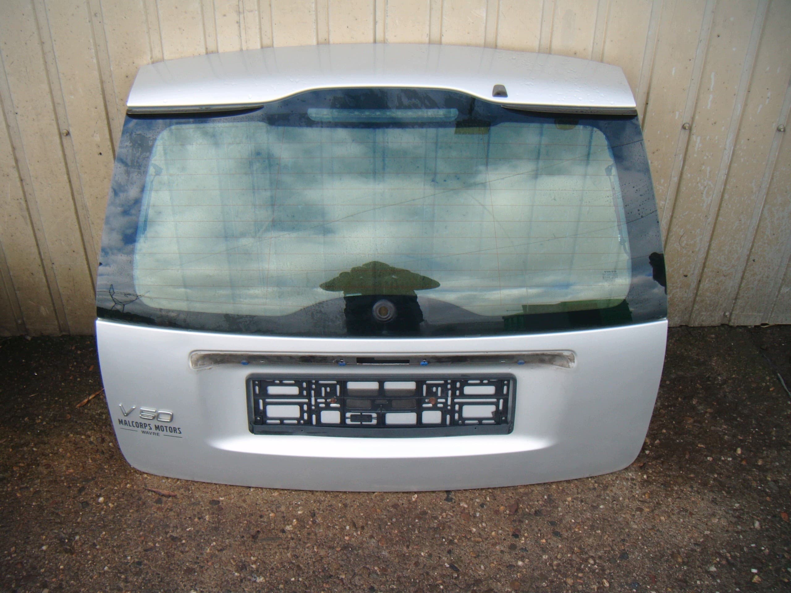Volvo V50 2004- Portón trasero (maletero) usado 2