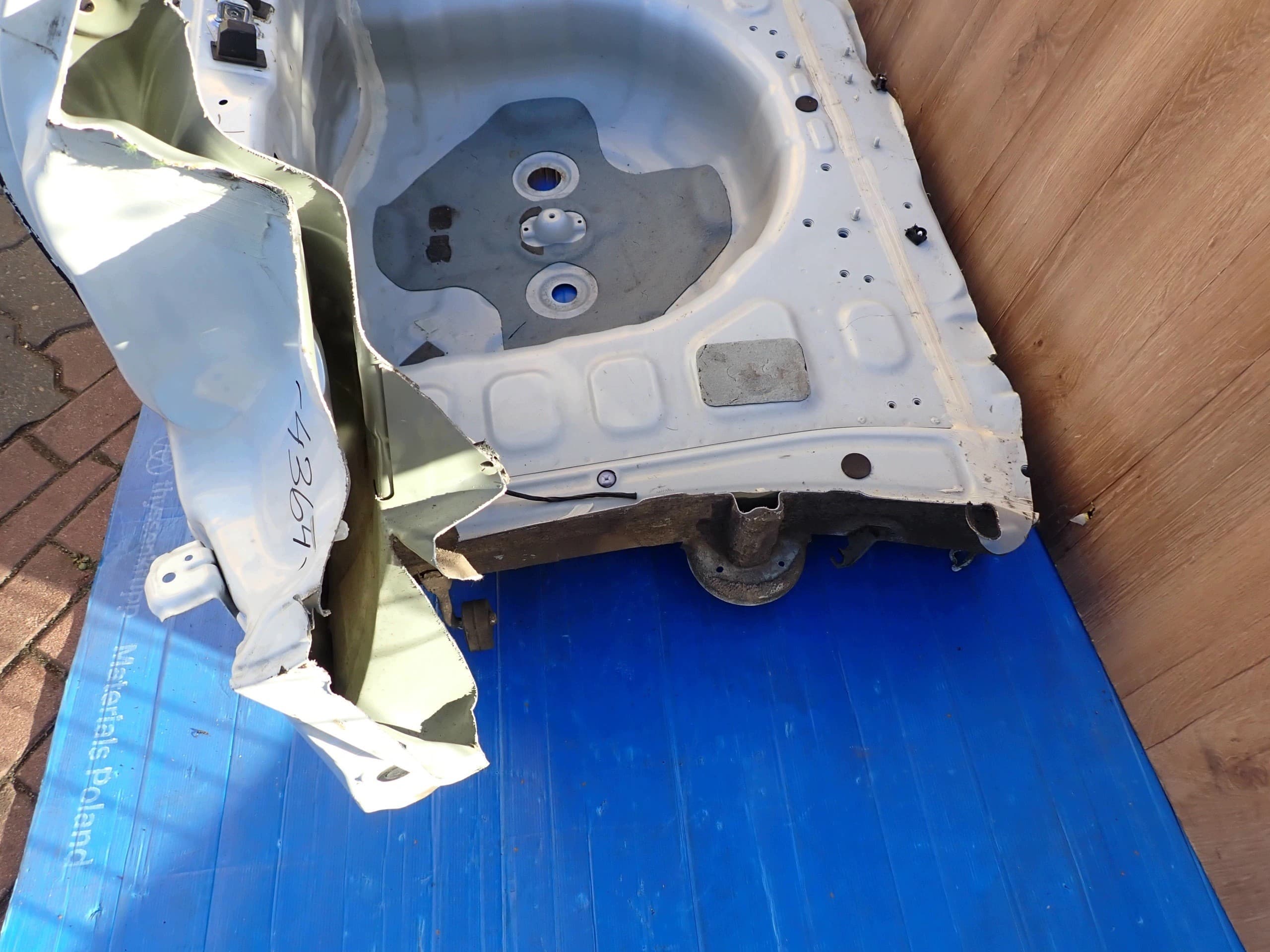 Kia Picanto Iii 2017- Cinturón Trasero Con Bandeja usado 5