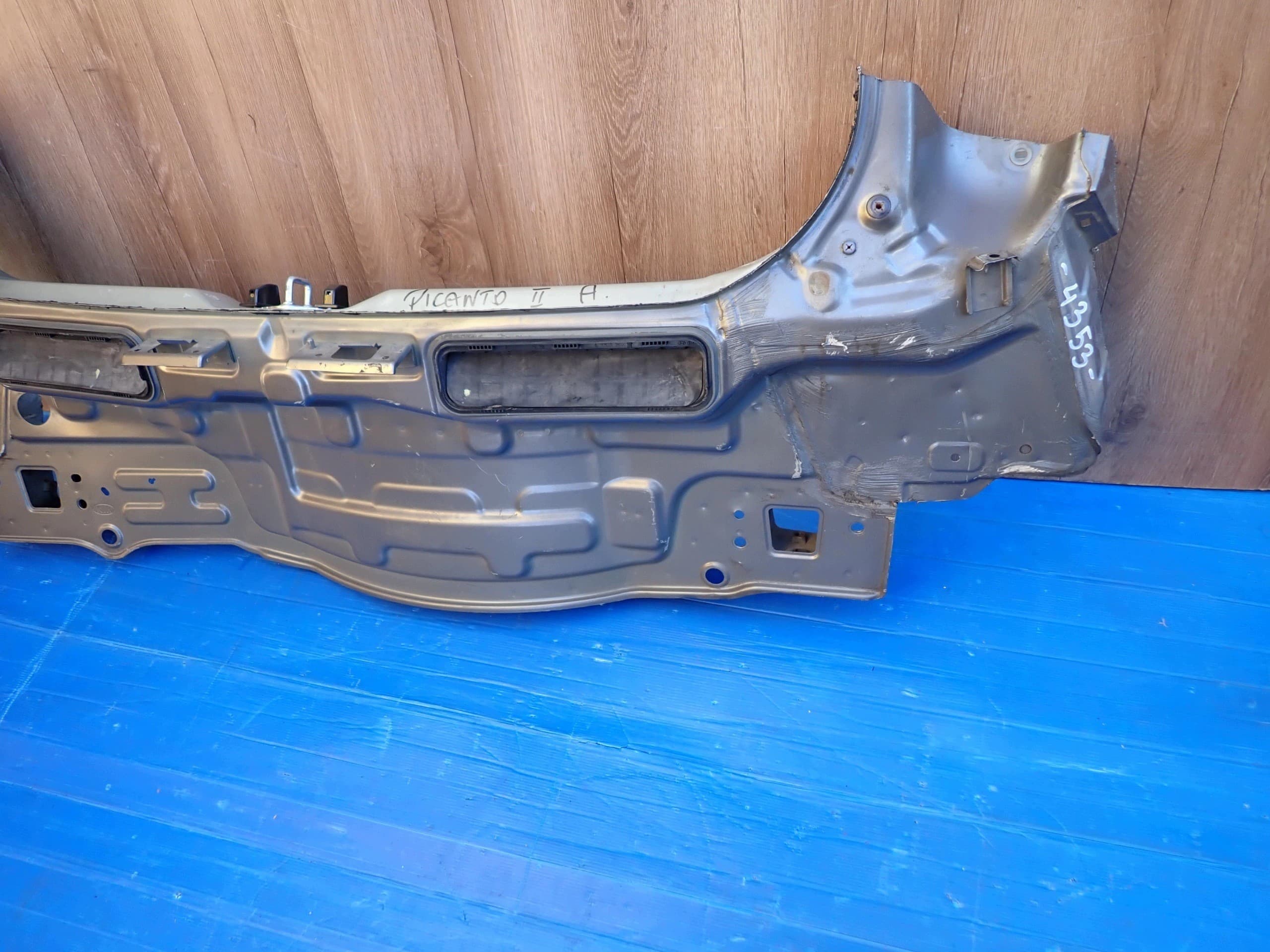 Kia Picanto II 12-17 Pasador Trasero usado 2