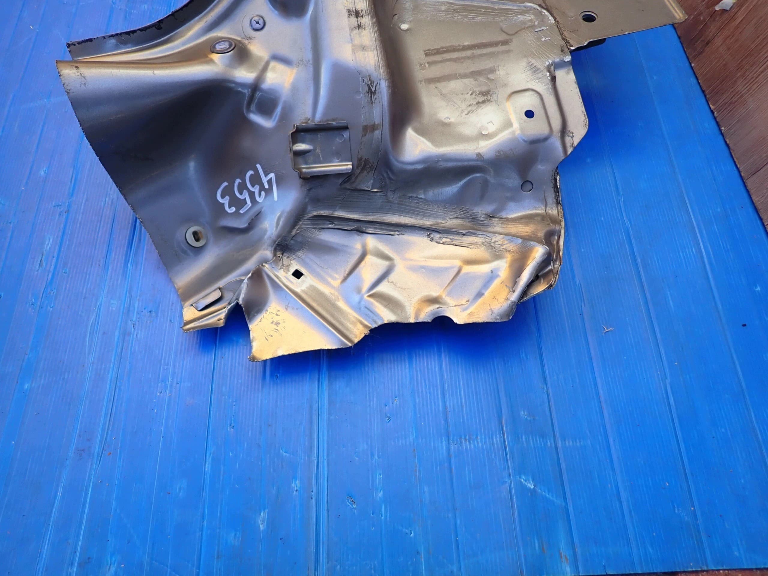 Kia Picanto II 12-17 Pasador Trasero usado 8