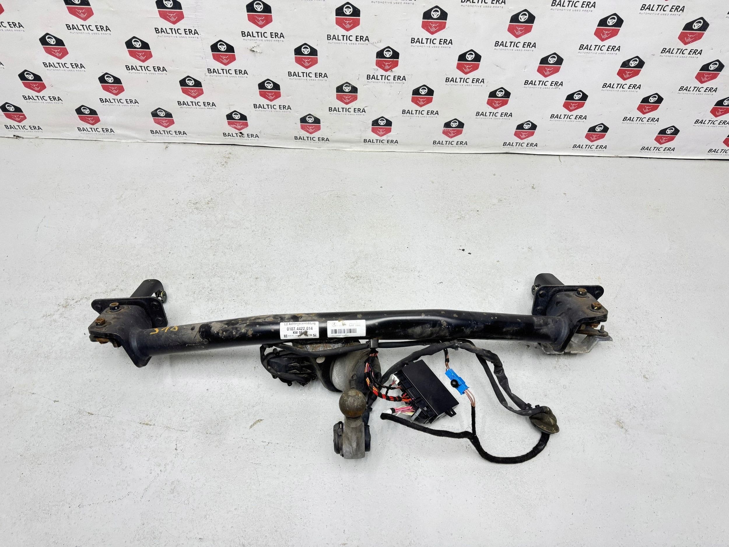 Kit de Enganche de Remolque para Mercedes-Benz Clase C W205 usado