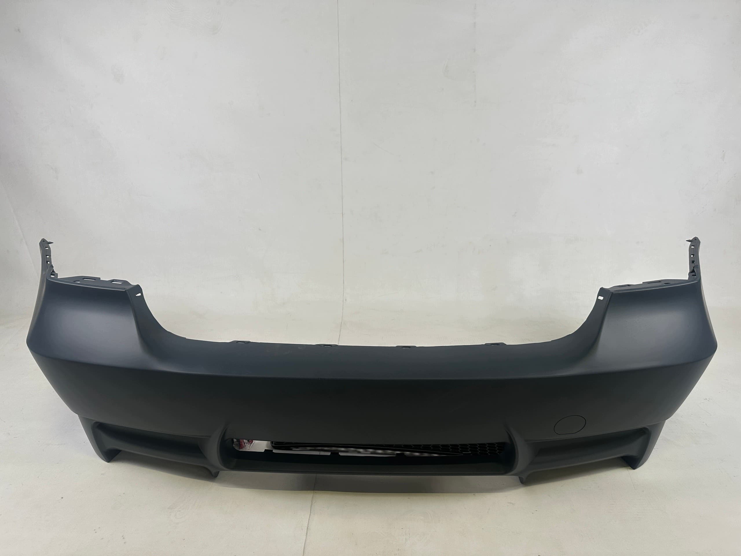 Parachoques Trasero BMW E90 Estilo M3 nuevo 5