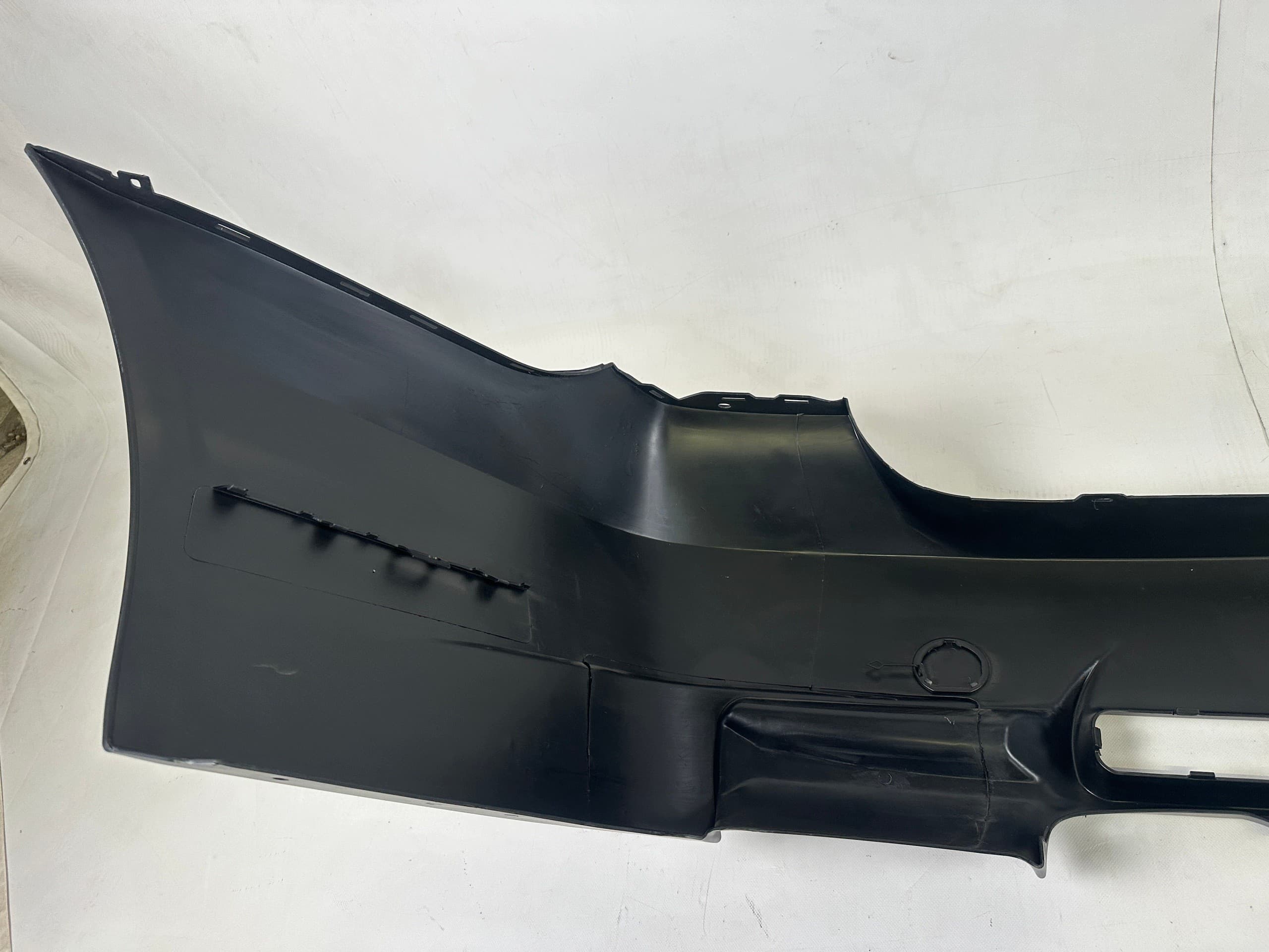Parachoques Trasero BMW E90 Estilo M3 nuevo 9