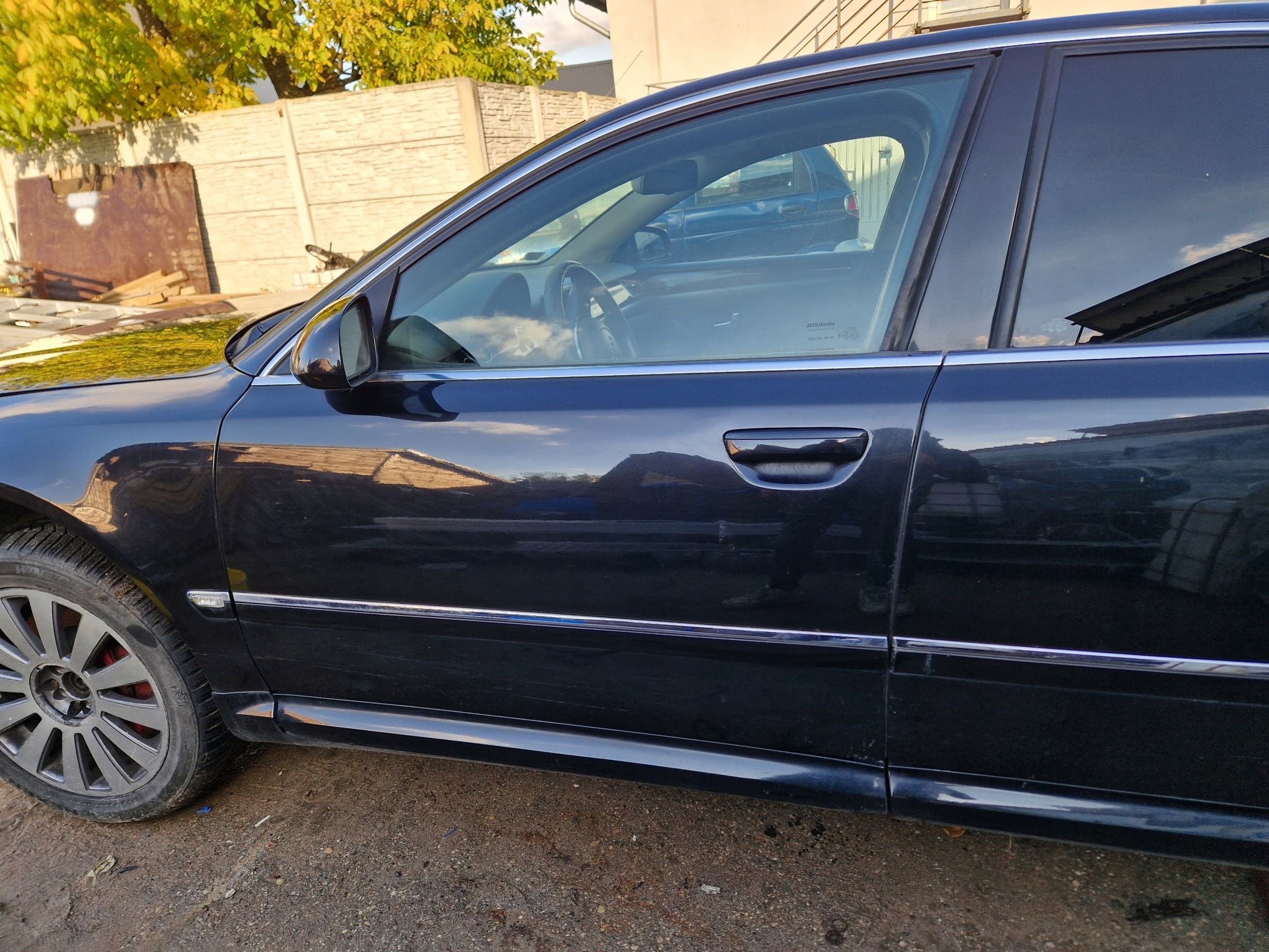 Puerta Delantera Izquierda Sin Pintar Audi A4 B6 LX7Z nuevo 3