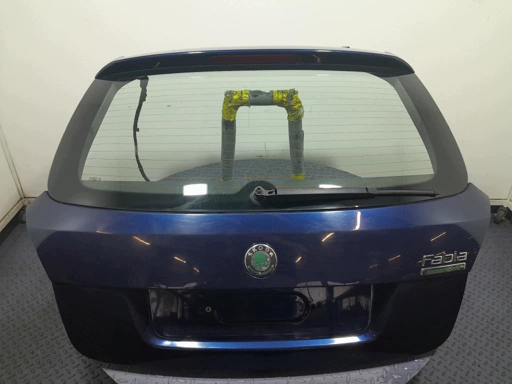 Skoda Fabia II (5J) 2007-2014 Combi Portón Trasero LF5Q usado