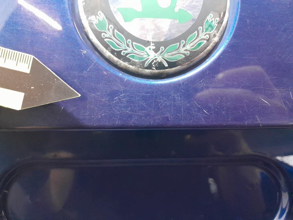 Skoda Fabia II (5J) 2007-2014 Combi Portón Trasero LF5Q usado 7