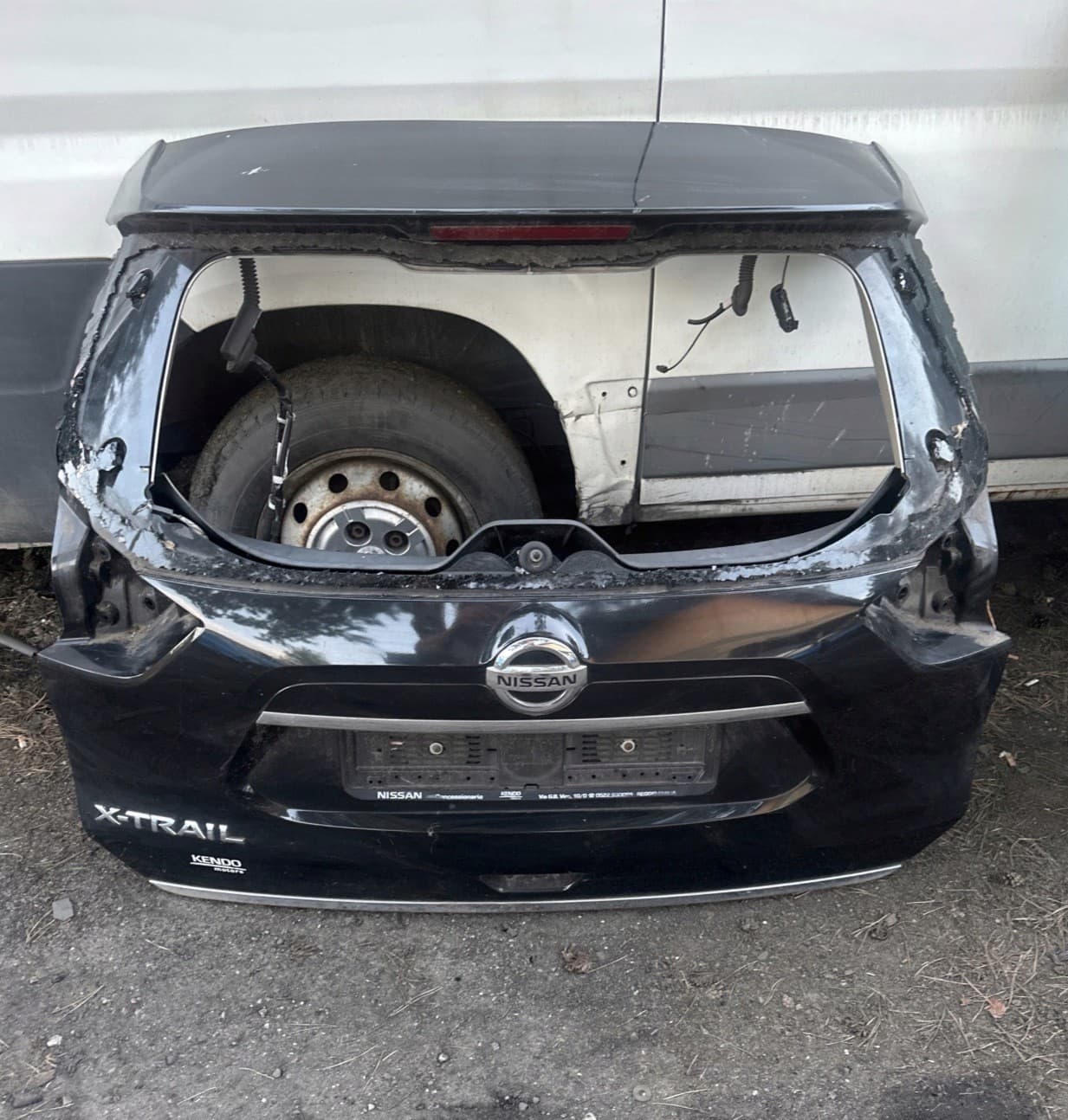 Portón trasero Nissan X-Trail T32 Lift nuevo