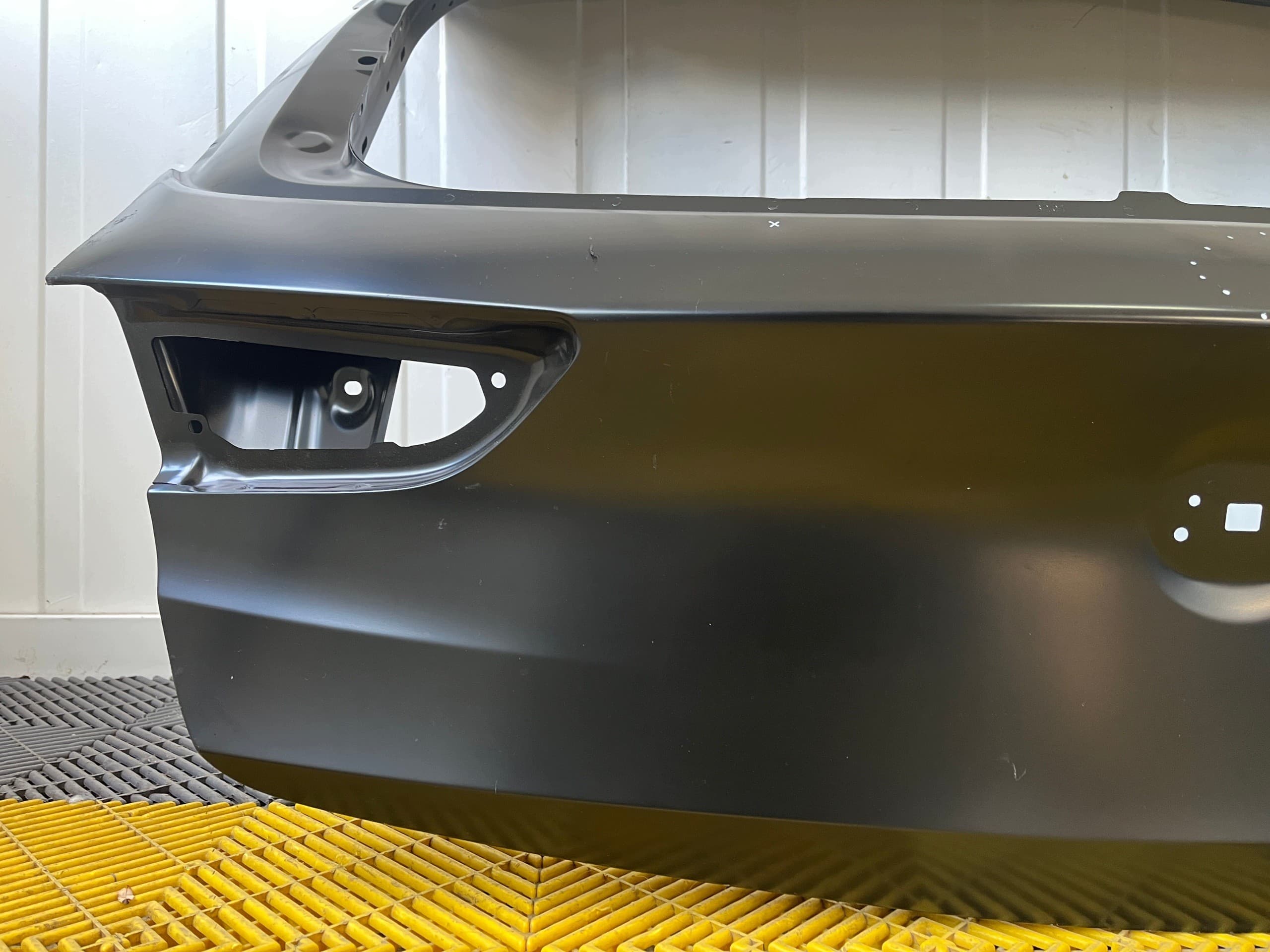 Portón Trasero - Opel Astra K 5ª Generación - Pieza Original de Servicio nuevo 9