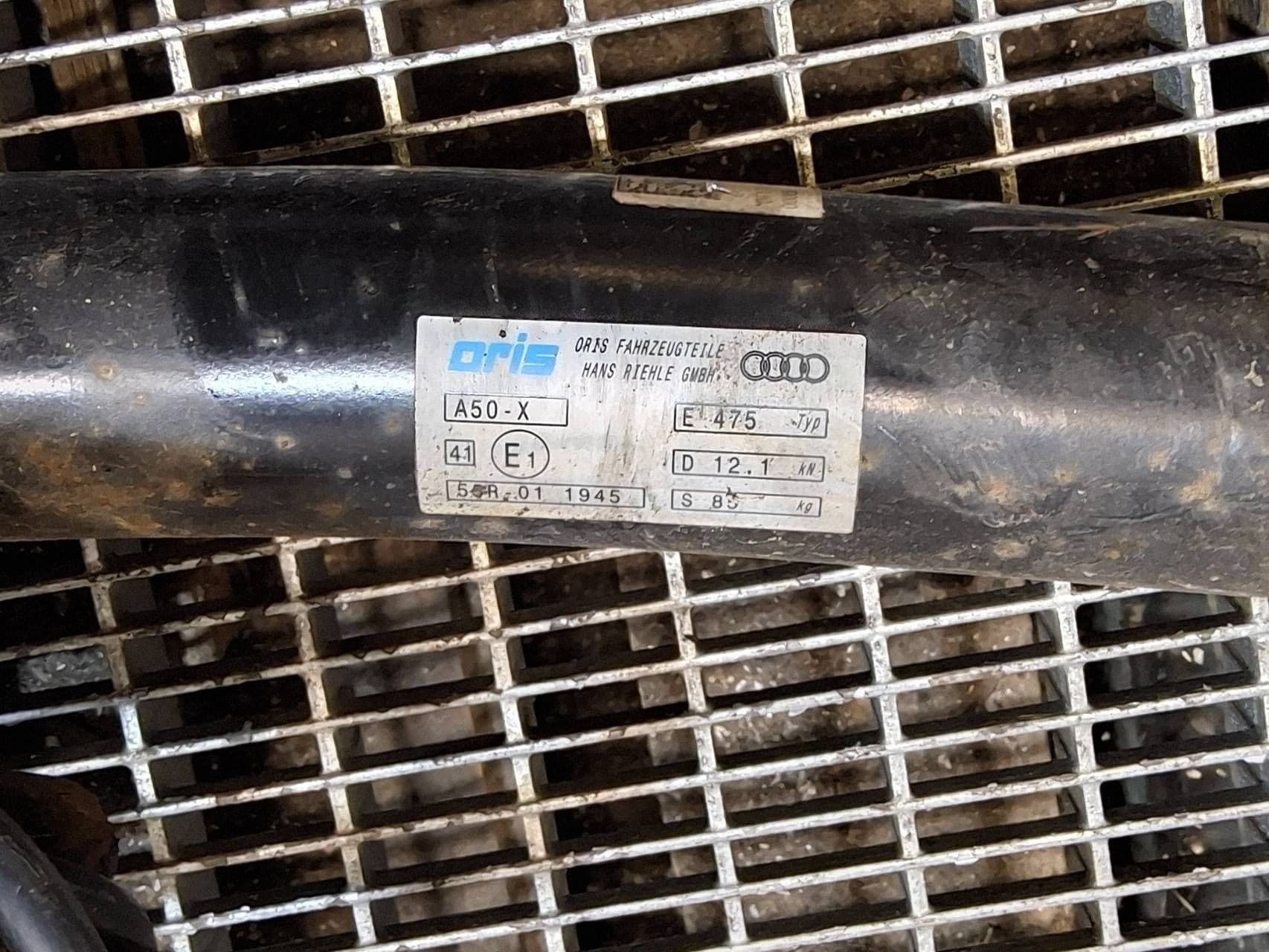 Juego de gancho de remolque Audi A6 S6 C7 4G 4G0971541C usado 9