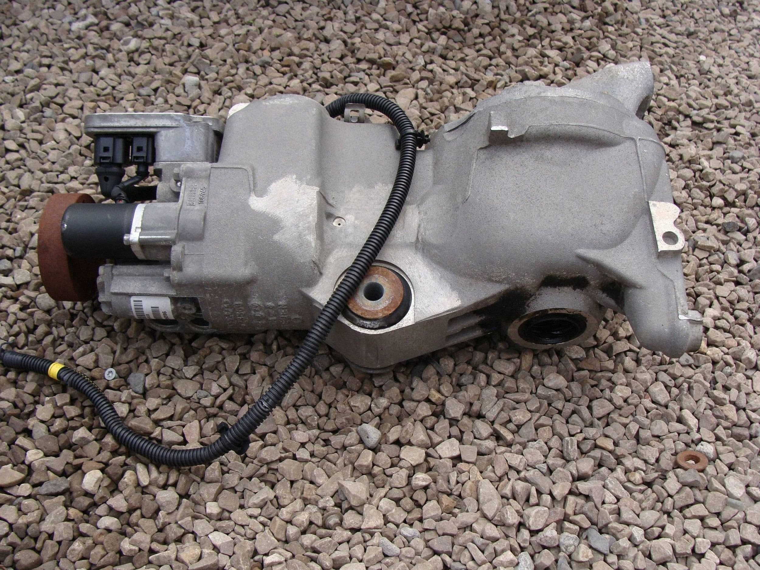 Eje Trasero Volvo XC90 2.4 Diésel P30759533 usado 3