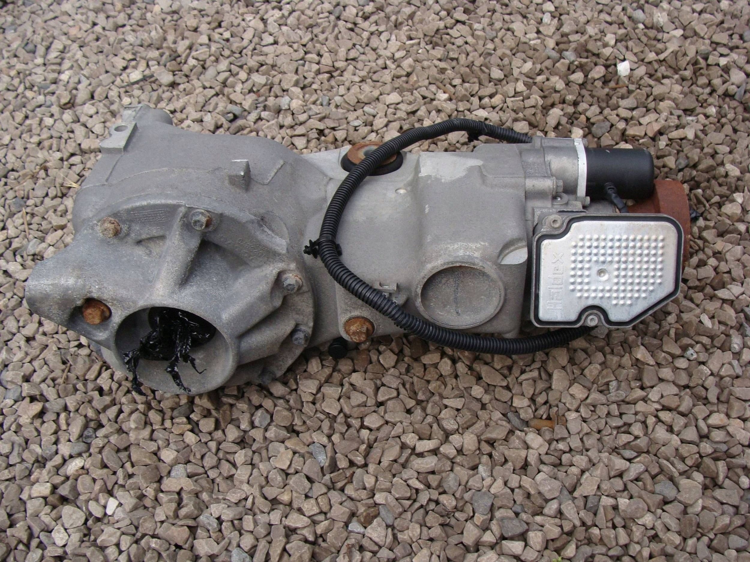 Eje Trasero Volvo XC90 2.4 Diésel P30759533 usado 5