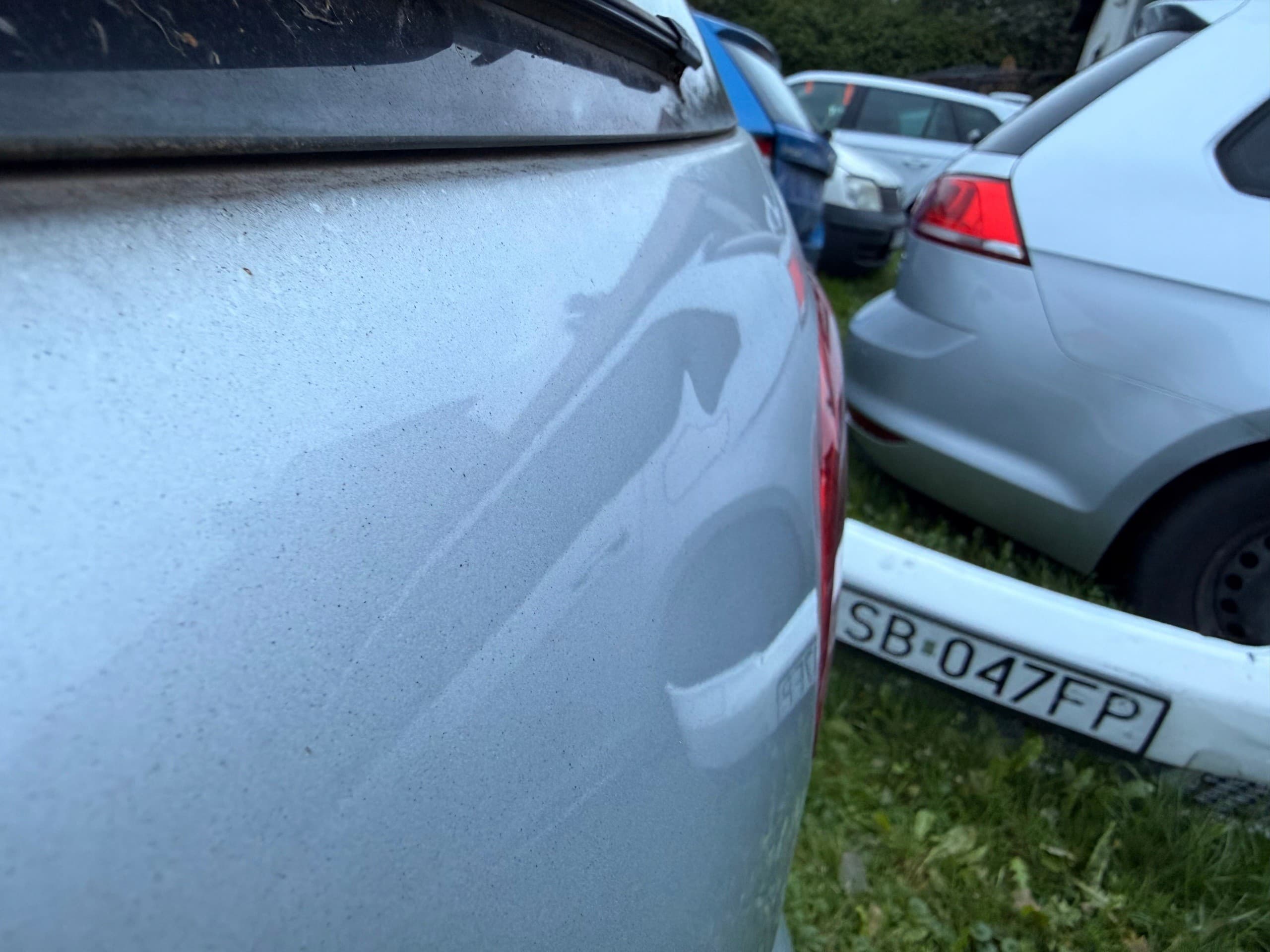 Portón Trasero Completo VW Golf Vii Familiar Color LA7W nuevo 2