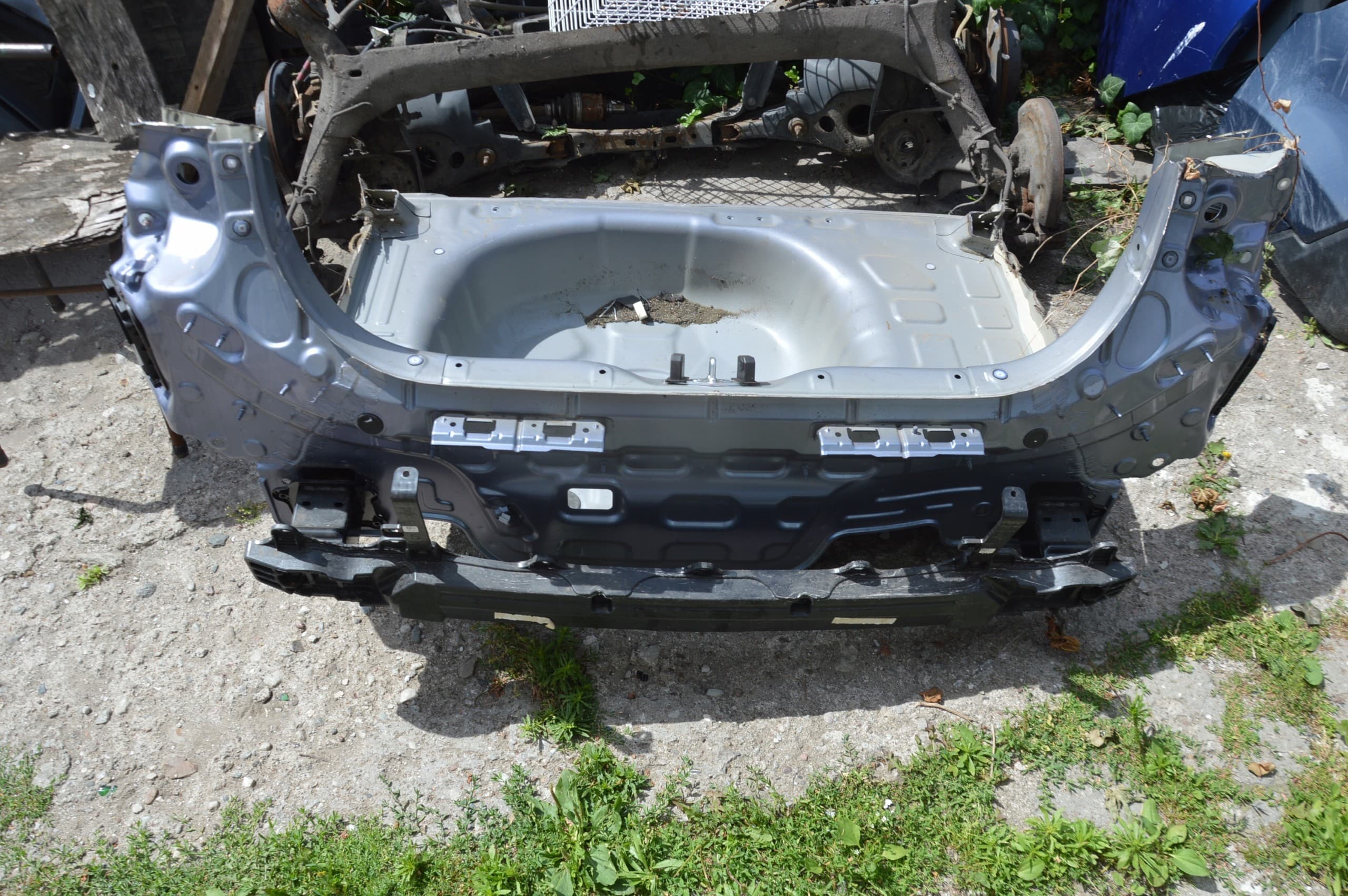 Viga del Piso del Maletero Trasero Hyundai i20 Iii 2025 usado