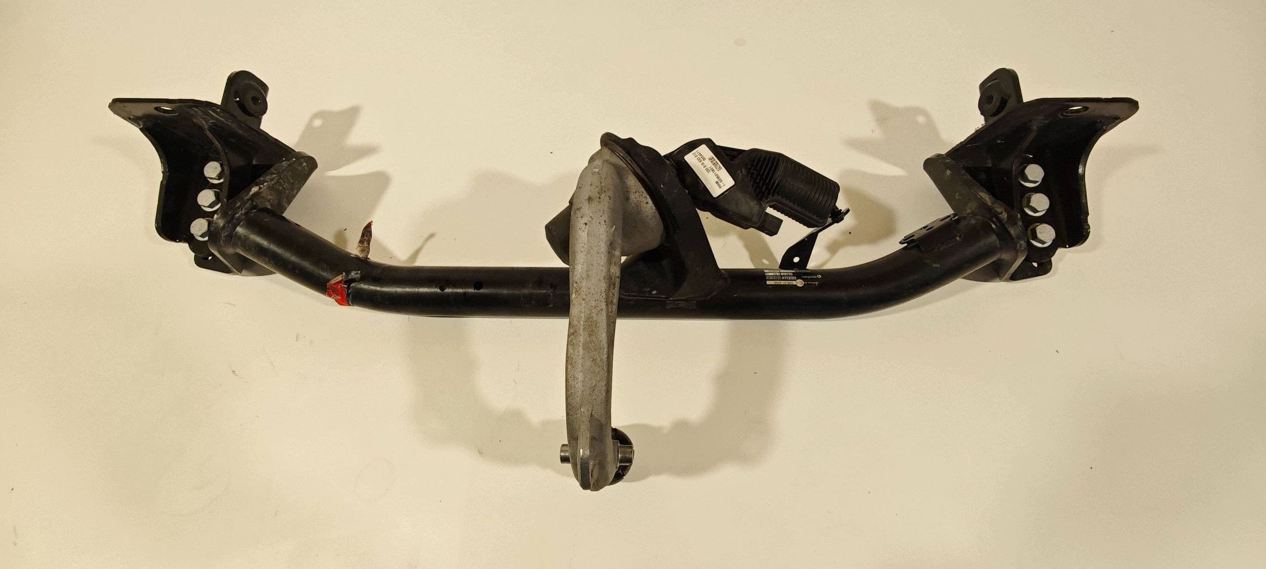 Gancho de Remolque para Mercedes Cla W118 usado