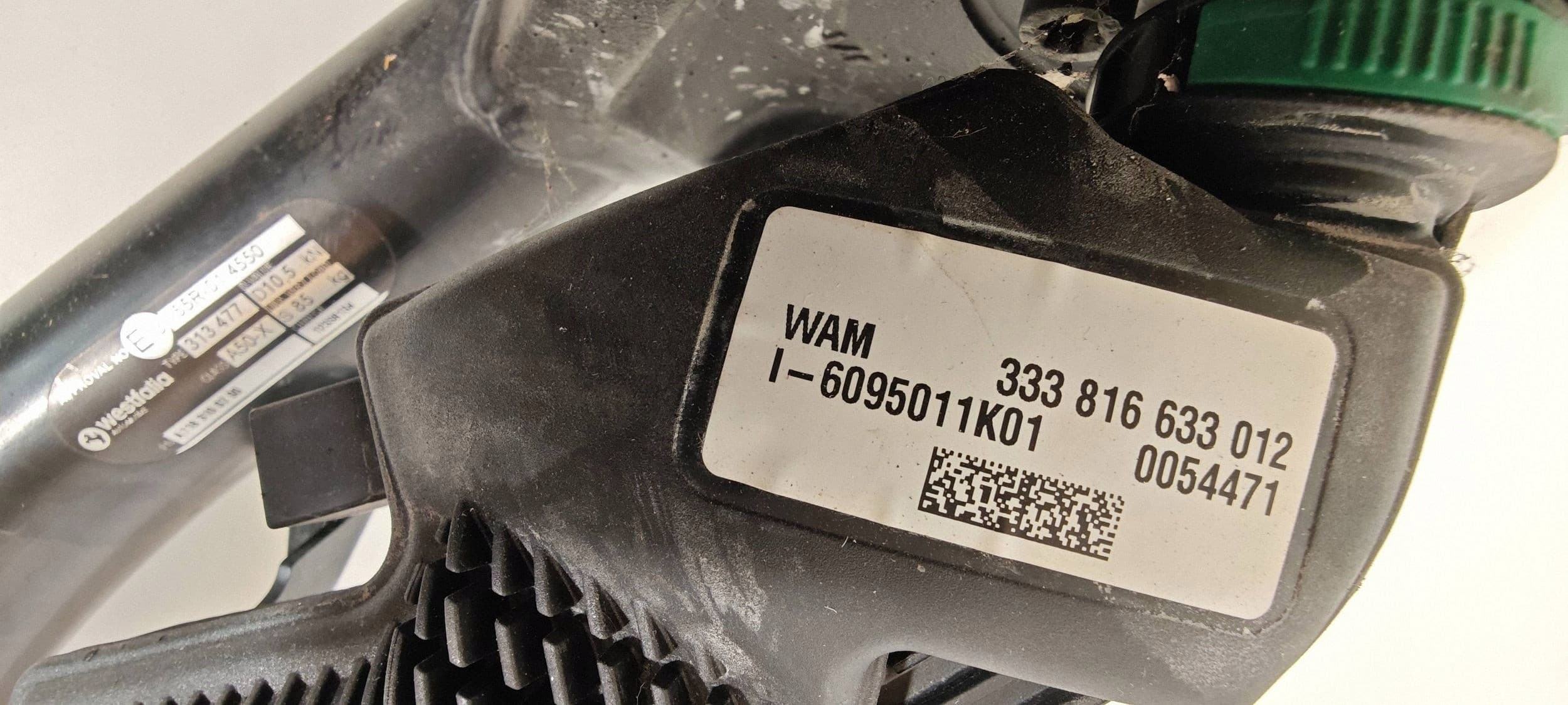 Gancho de Remolque para Mercedes Cla W118 usado 3