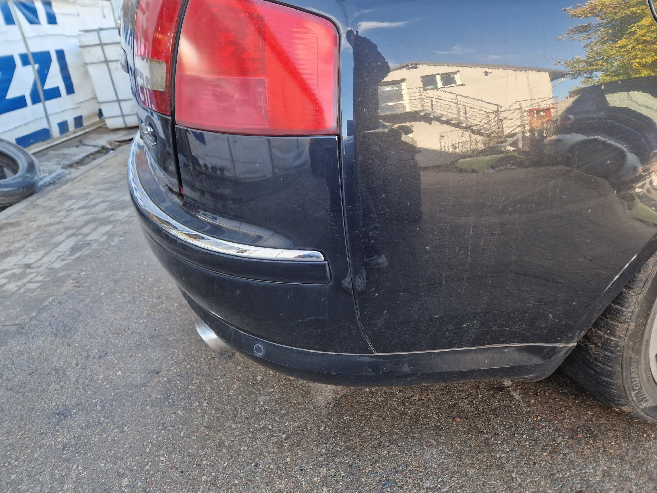 Parachoques Trasero para Audi A8 - Código de Pintura LZ9W nuevo 3