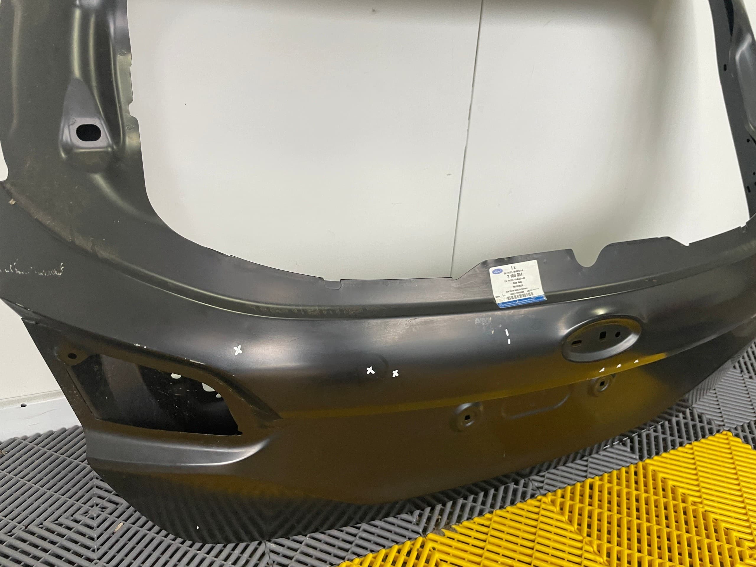 Portón Trasero - Ford Fiesta MK8 - Pieza Original OEM, Sin Pintar nuevo 8