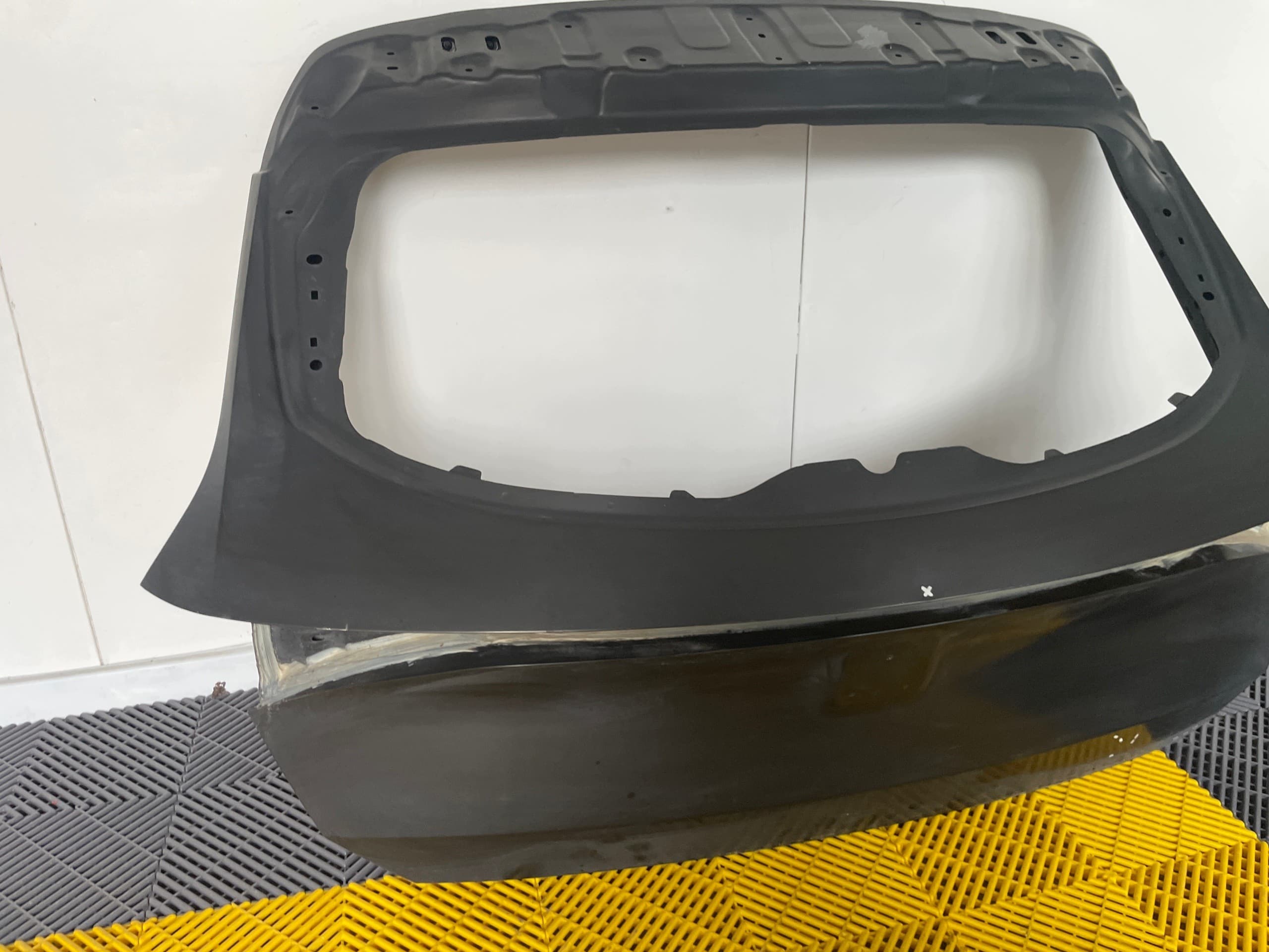 Portón Trasero -- Cupra Formentor -- Pieza Original de Servicio nuevo 5