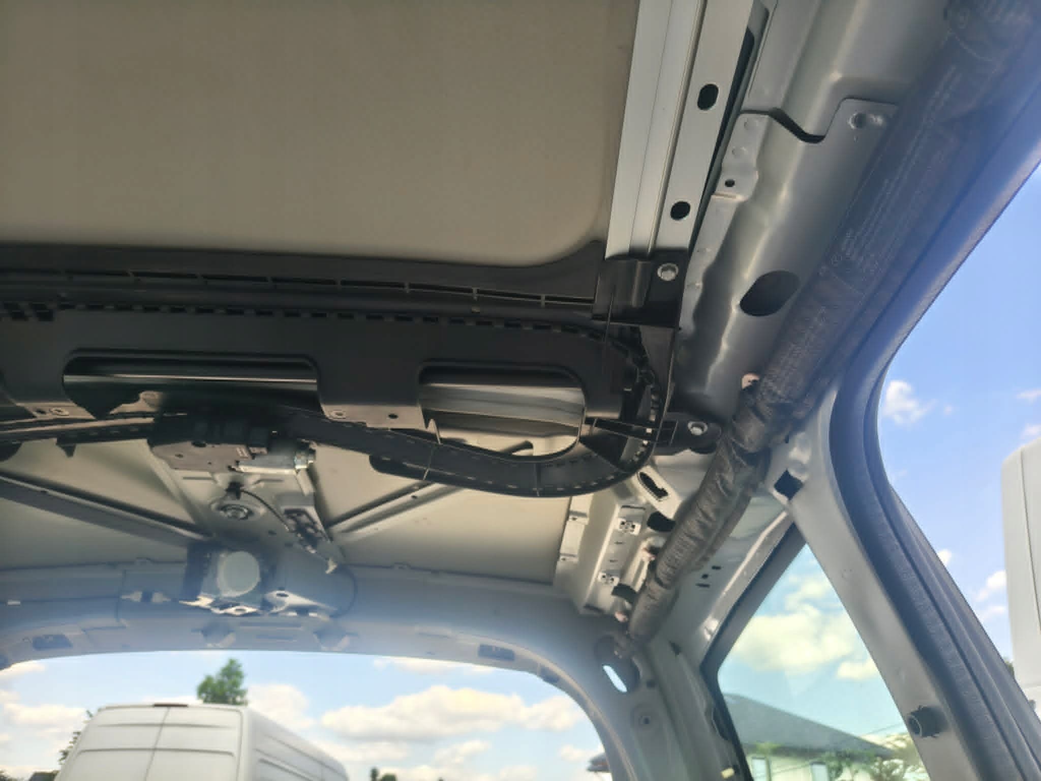 Techo panorámico de cristal para Peugeot 5008 I usado 4
