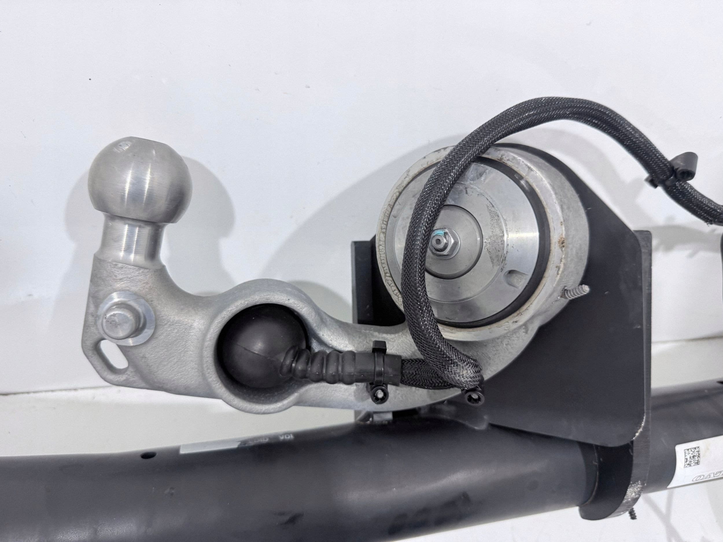 Kit de Barra de Remolque Trasera Volvo XC60 32351384 usado 6