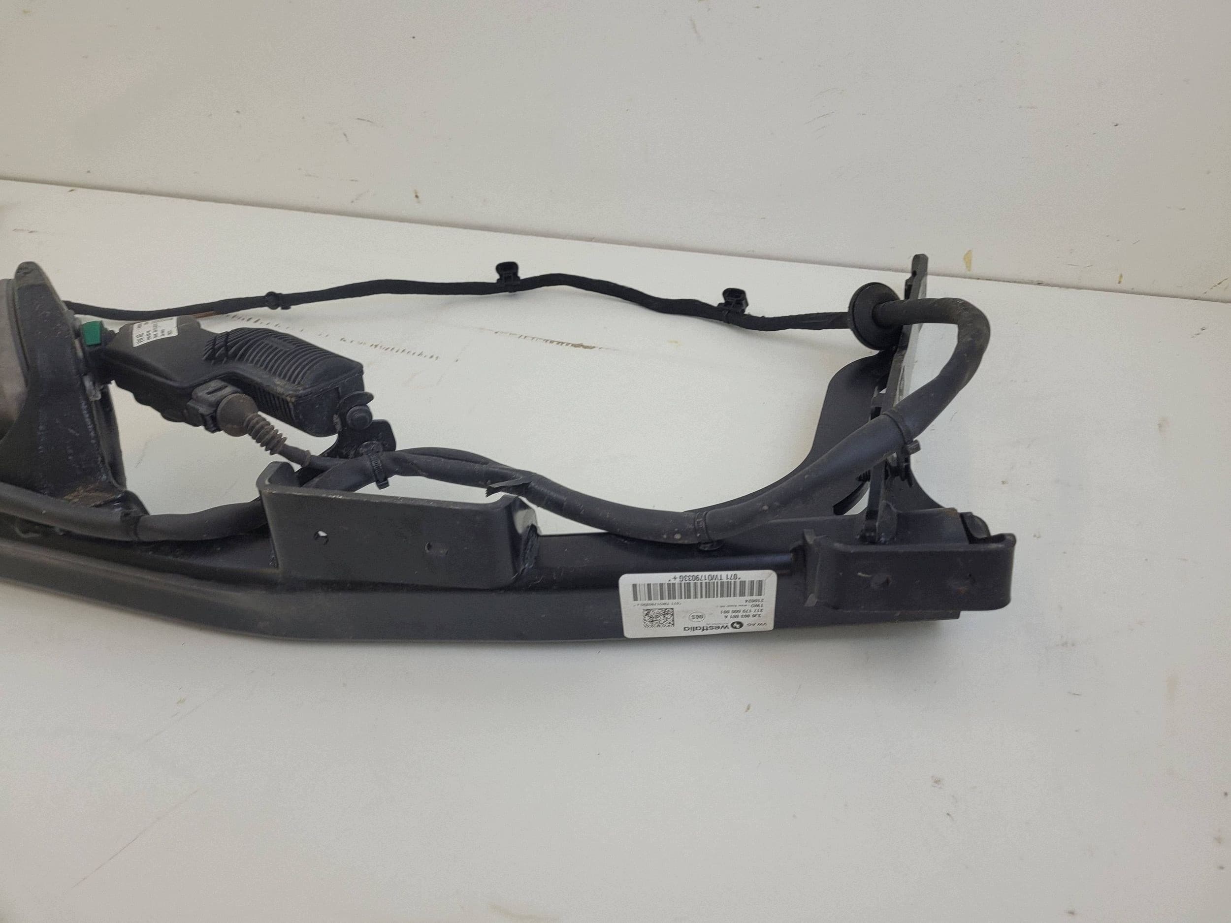 Barra de remolque para VW Passat B9 Familiar 3J0803881A usado 6