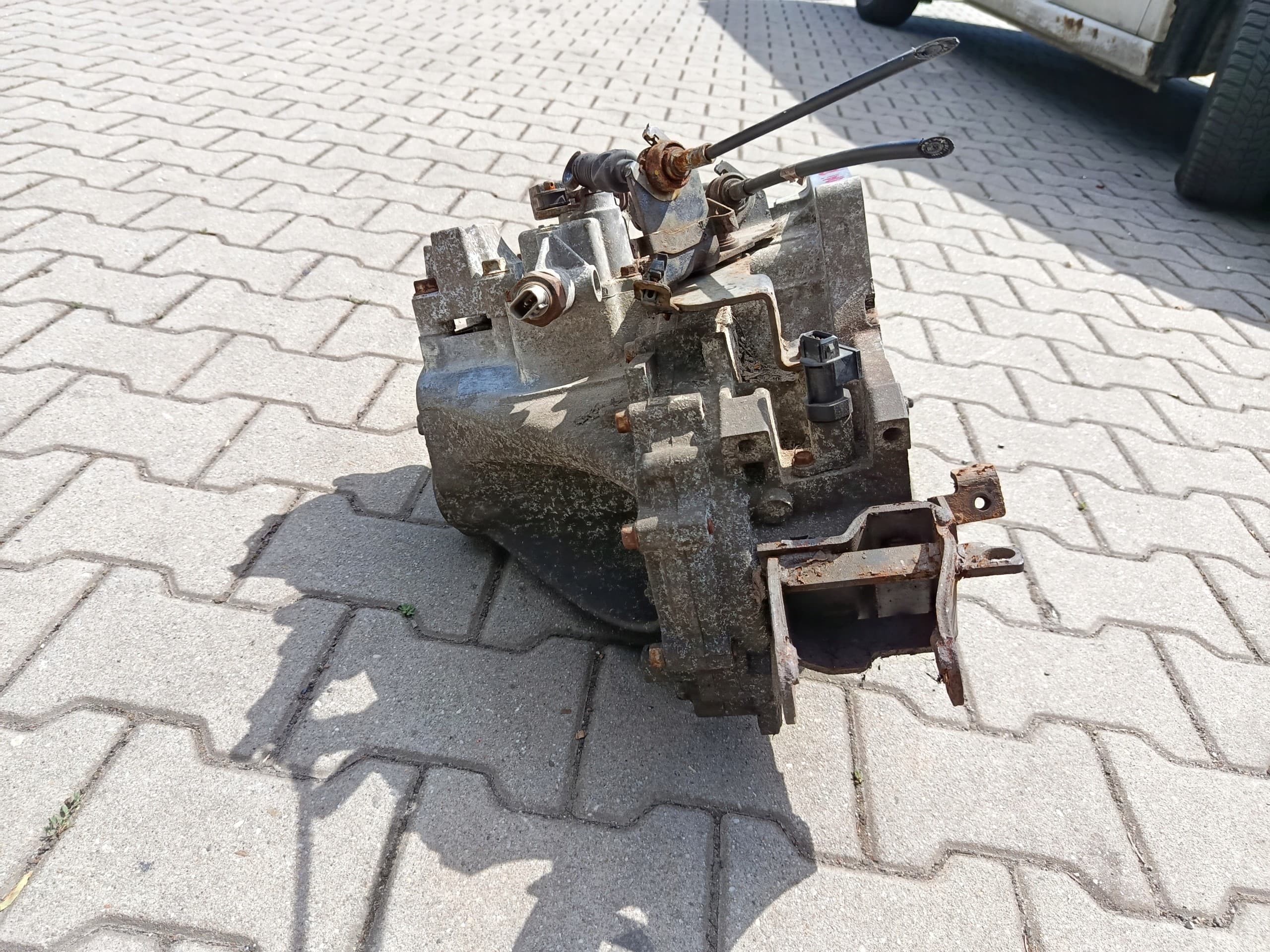 Caja de Cambios R81773 1.6 16V Kia Ceed Hyundai I30 usado 4