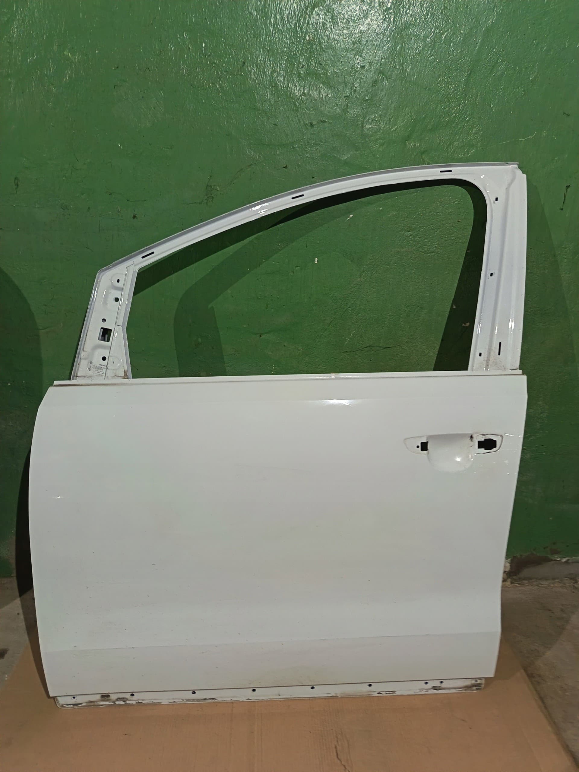 Puerta Delantera Izquierda VW Sharan 7N nuevo