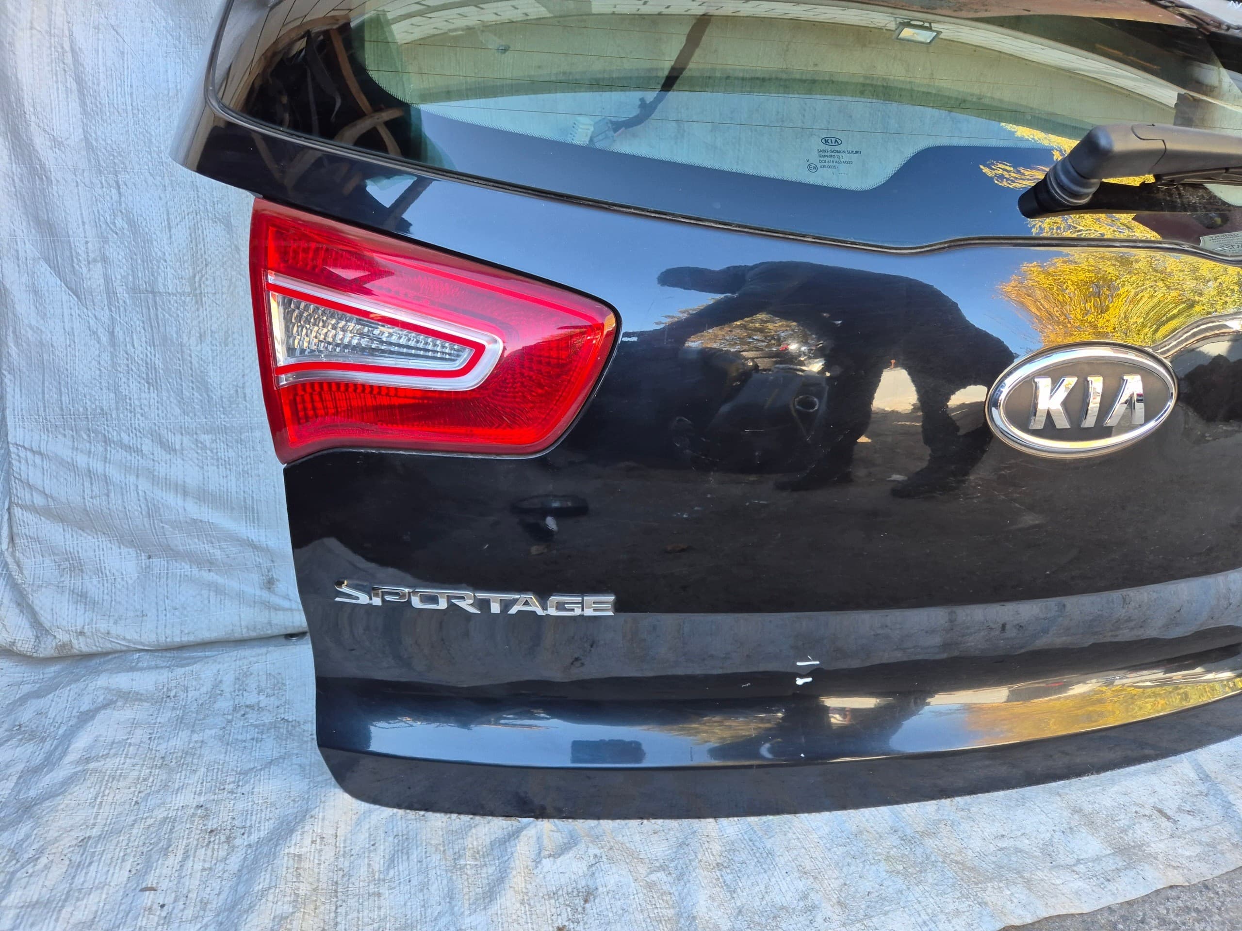 Tapa Trasera del Maletero Kia Sportage Iii Código 1K usado 2