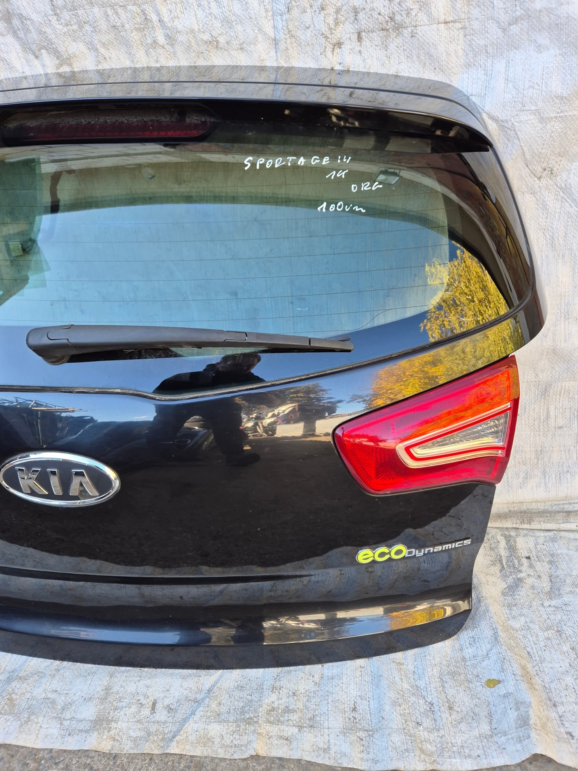 Tapa Trasera del Maletero Kia Sportage Iii Código 1K usado 7