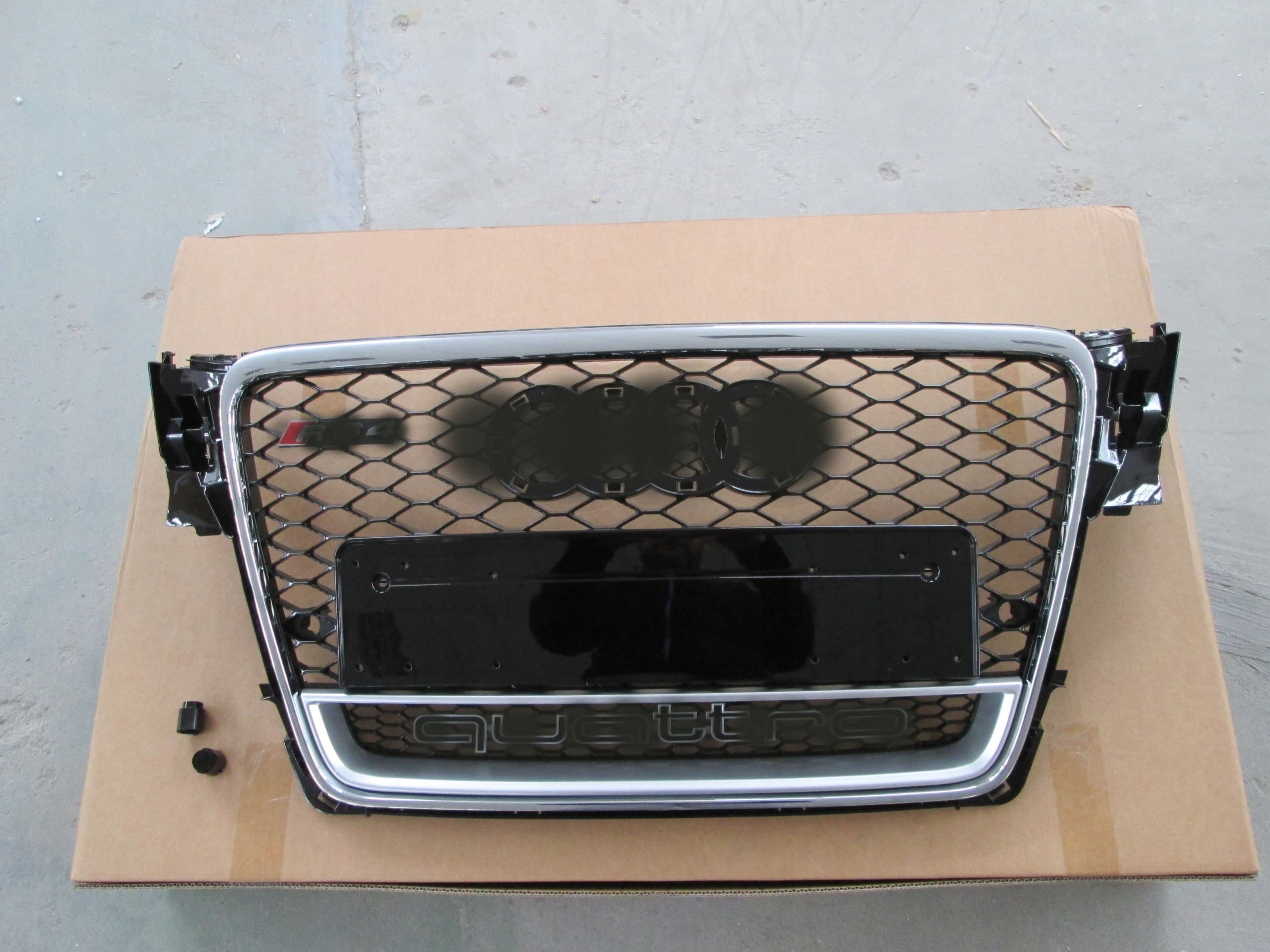 Rejilla Audi A4 2008-2011 estilo RS4 Cromada Quattro nuevo 2