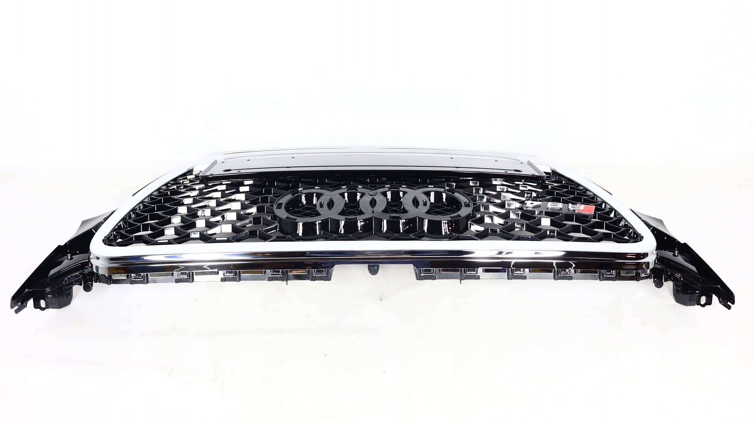 Rejilla Audi A4 2008-2011 estilo RS4 Cromada Quattro nuevo 5