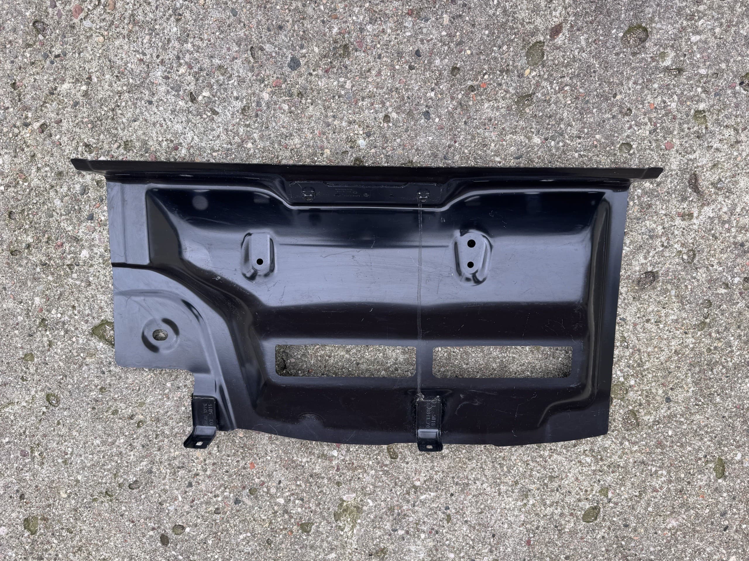 Skoda Fabia Iii (2014-) Hatchback - Refuerzo Inferior Trasero / Refuerzo del Panel Trasero (Modelo 5 Puertas, Nº de Pieza 6V6) nuevo 7