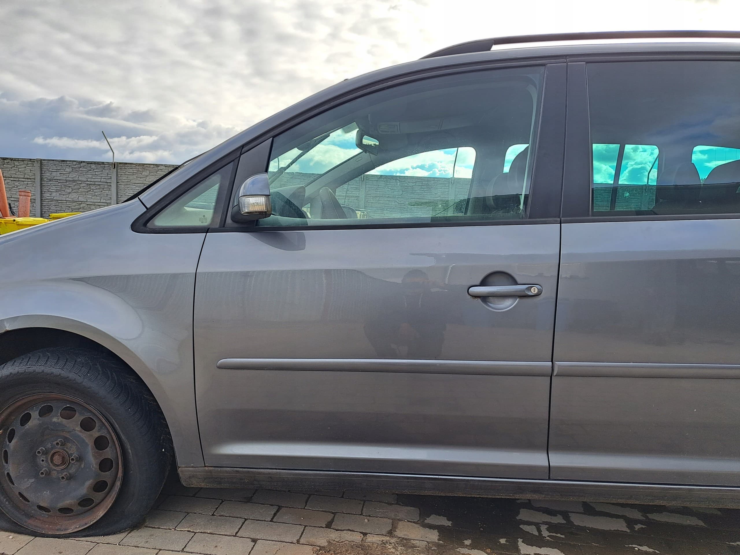 Puerta Delantera Izquierda VW Touran 2003-2015 nuevo