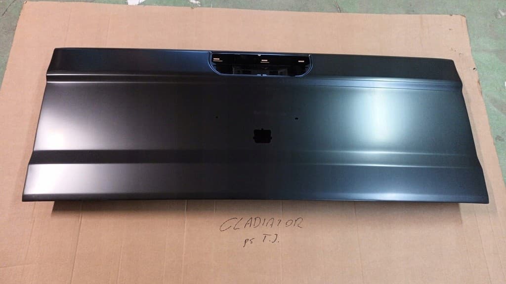 Jeep Gladiator JT 2020-2024 Tapa DE Caja Nueva 68341633AA 6