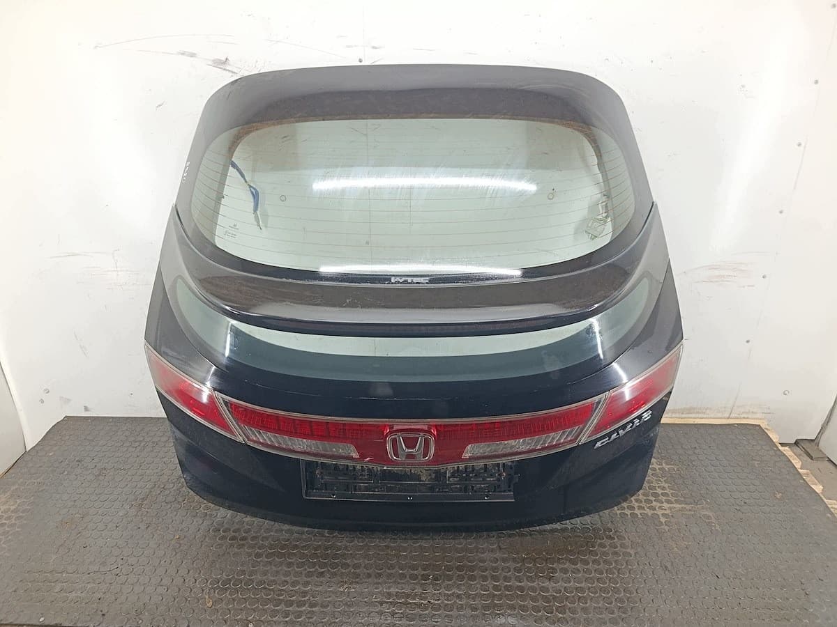 Tapa de maletero Honda Civic Viii NH731P Hatchback usado