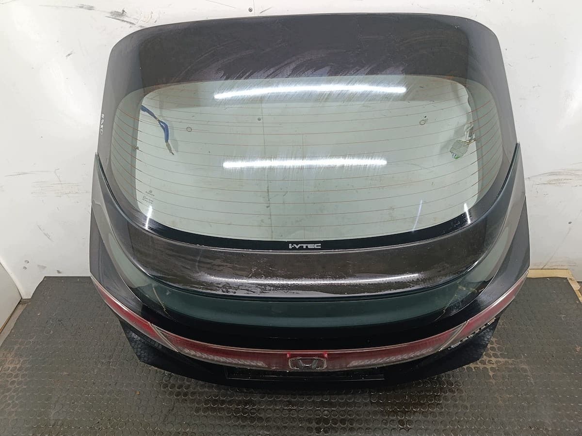 Tapa de maletero Honda Civic Viii NH731P Hatchback usado 5