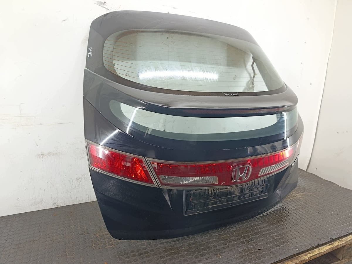 Tapa de maletero Honda Civic Viii NH731P Hatchback usado 8