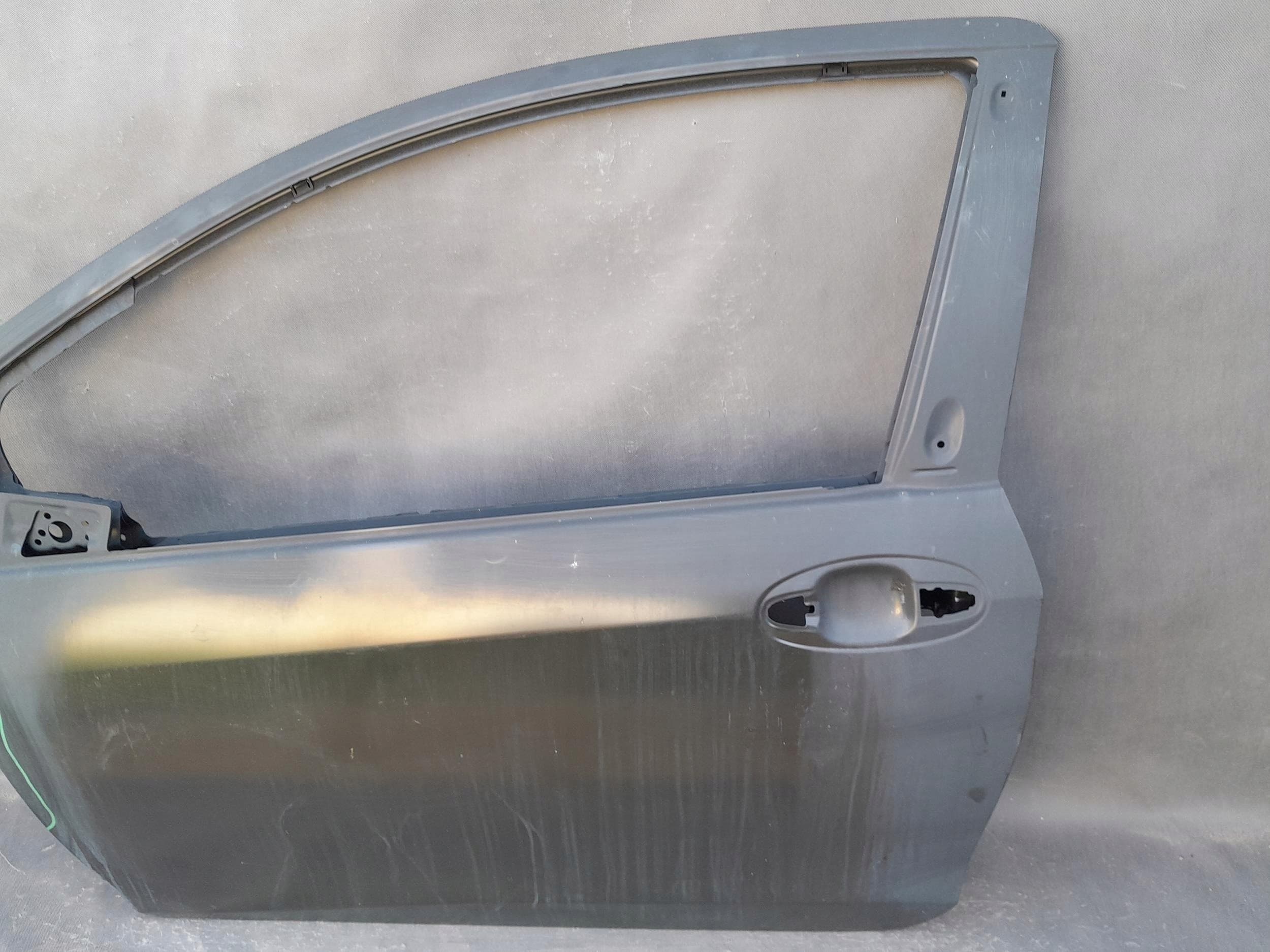Toyota Yaris Iii 11- Puerta Delantera Izquierda 670020D510 nuevo 5