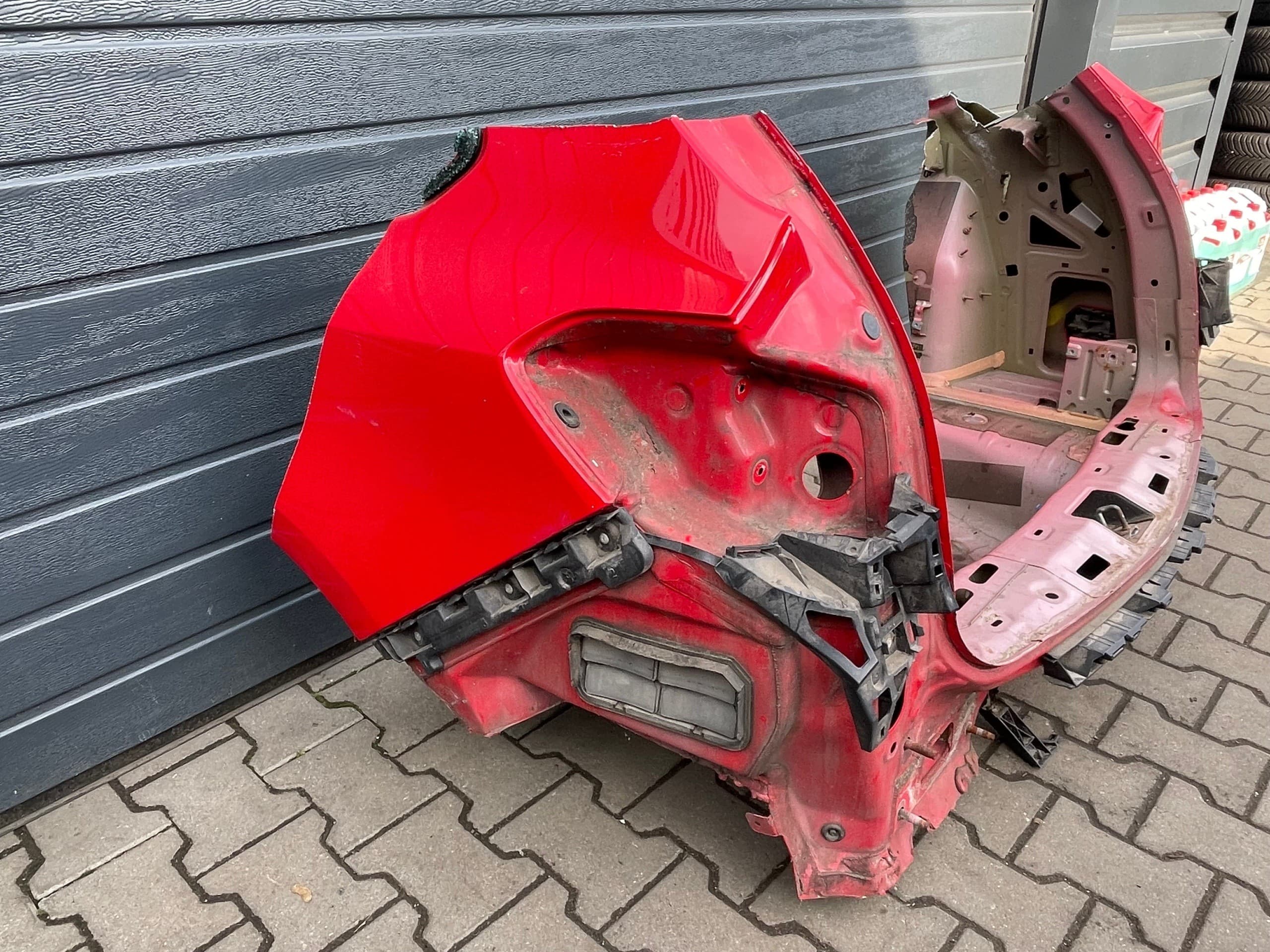 Cristal trasero derecho para Opel Astra J Kombi usado 2
