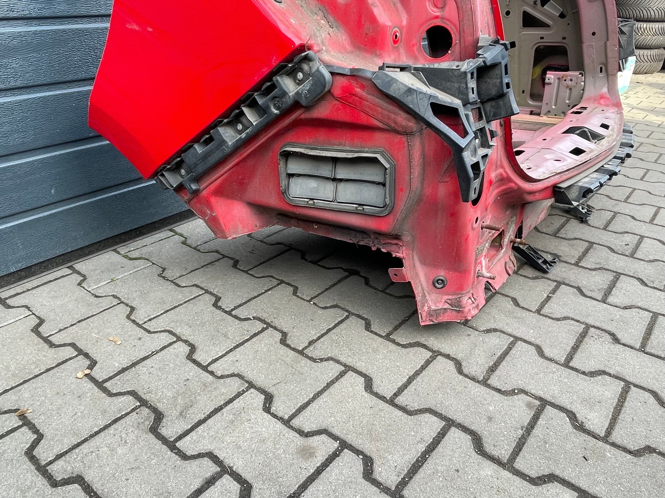 Cristal trasero derecho para Opel Astra J Kombi usado 8
