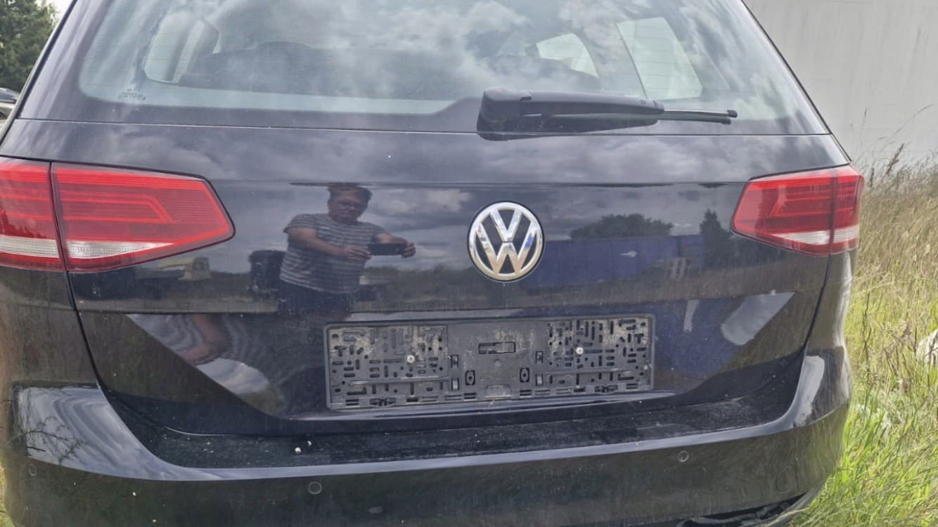 VW Volkswagen T6 Paso Trasero Suelo usado 2