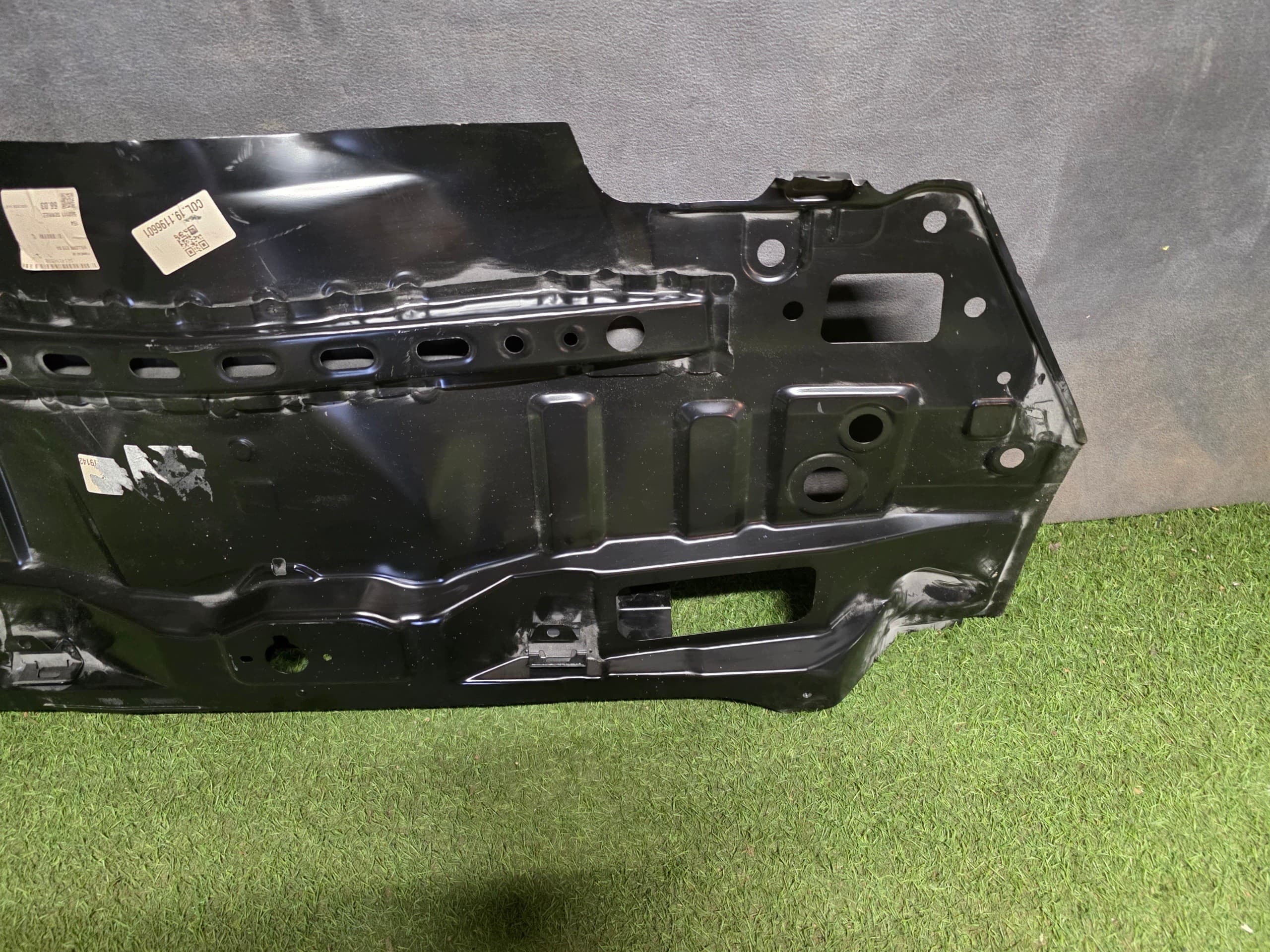 Cinturón de Seguridad Trasero Citroën C1 Peugeot 108 usado 2