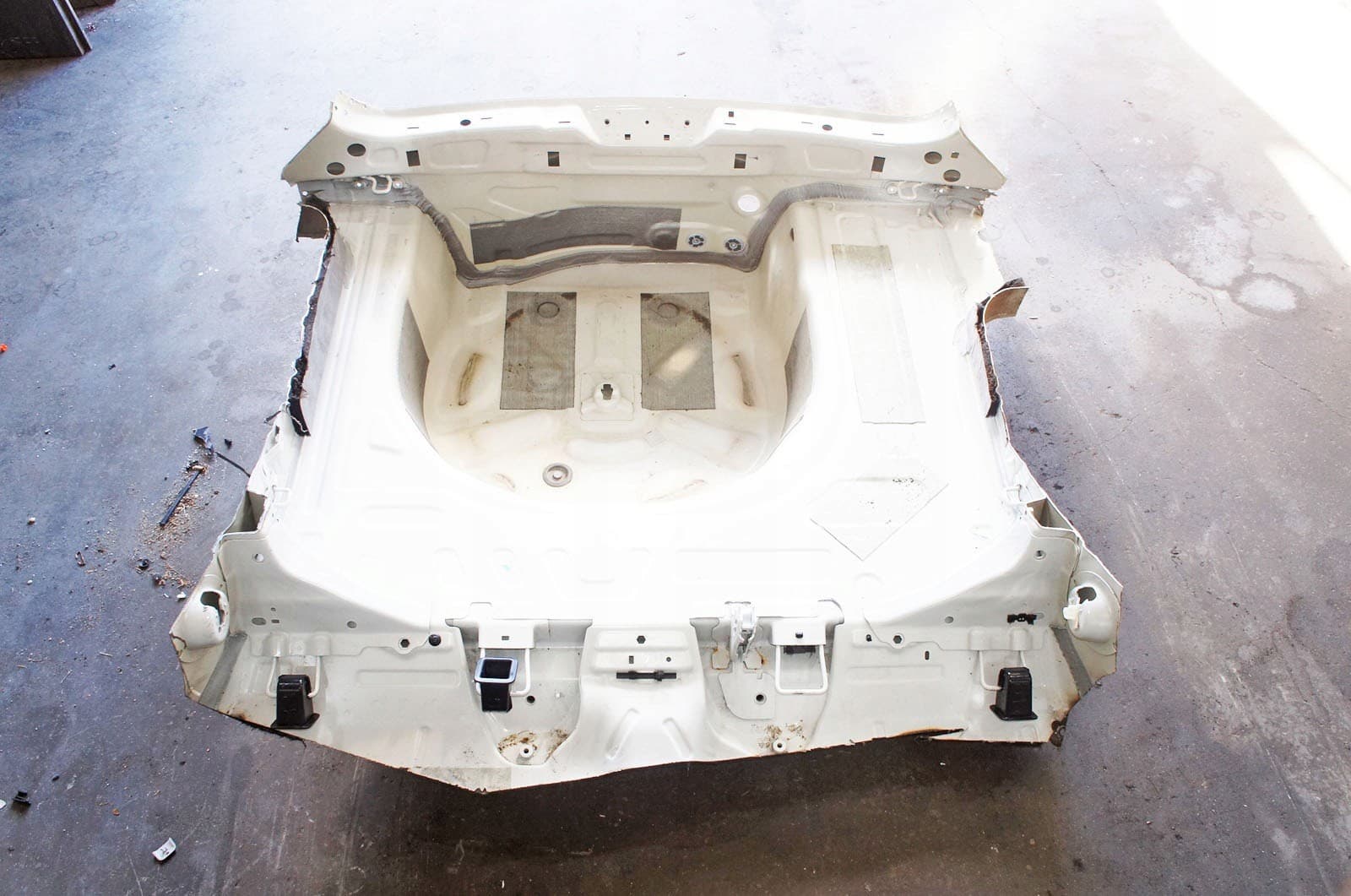 WC189 Refuerzo de Paragolpes Trasero para Skoda Scala usado 2