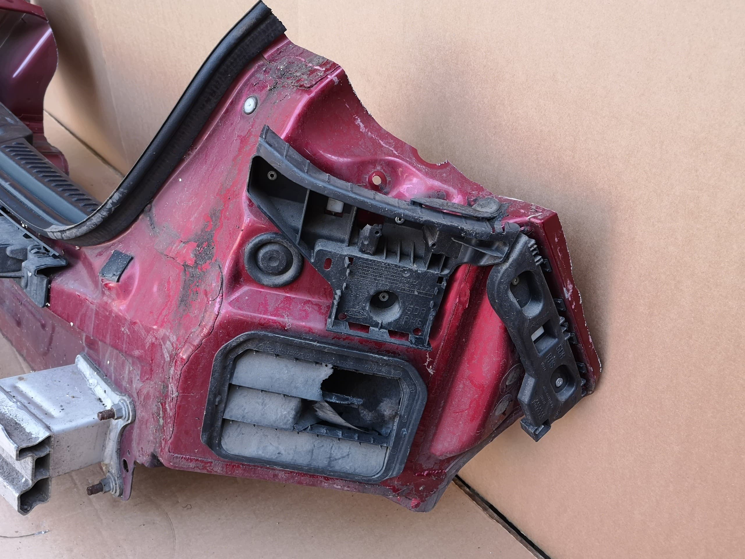 Ford Focus MK4 18- Panel Trasero Completo Hatchback 5 Puertas usado 4